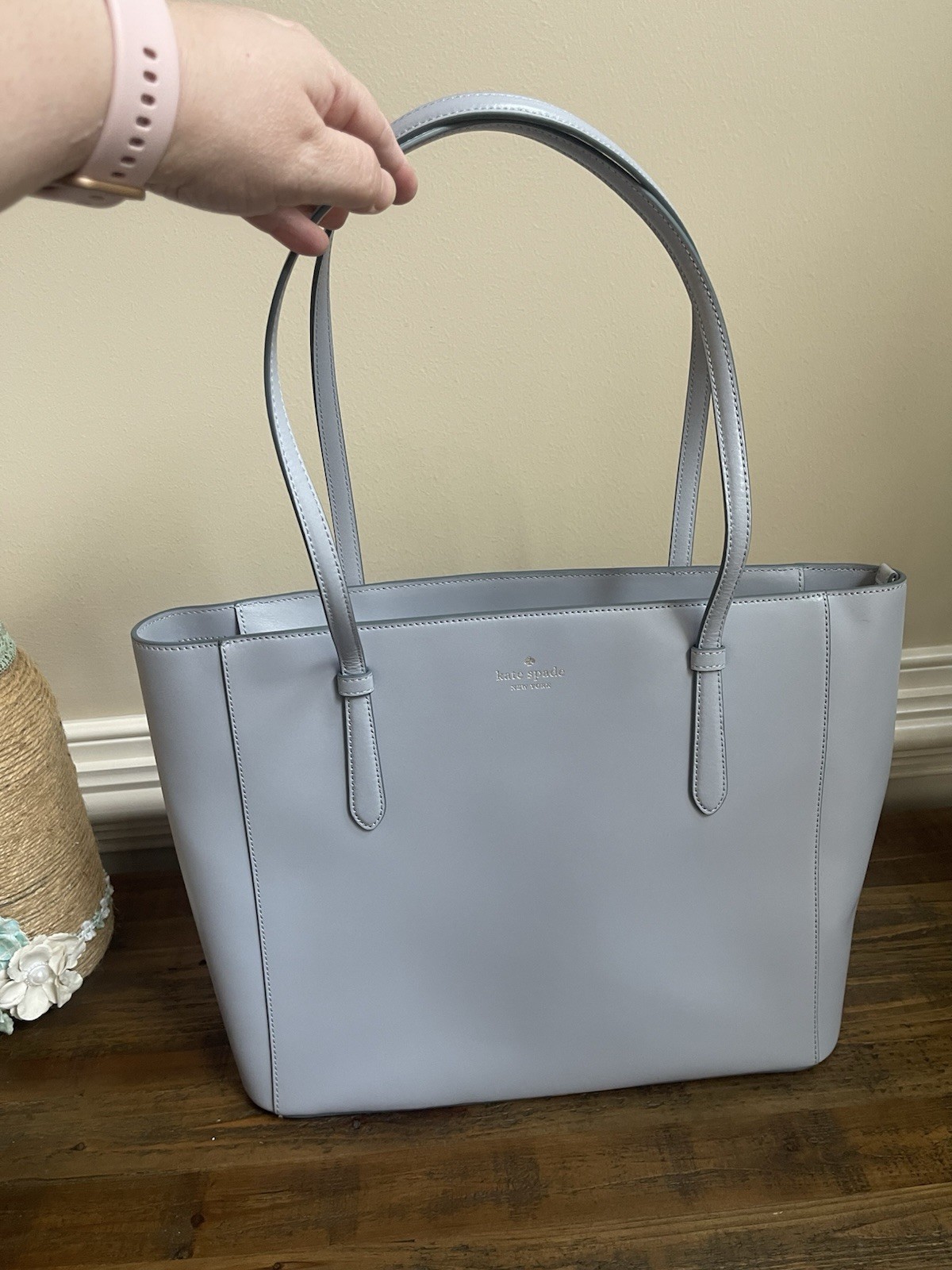 Kate Spade Gray Tote Shoulder Bag w/ Inner Pockets Lined. New. Never Used.