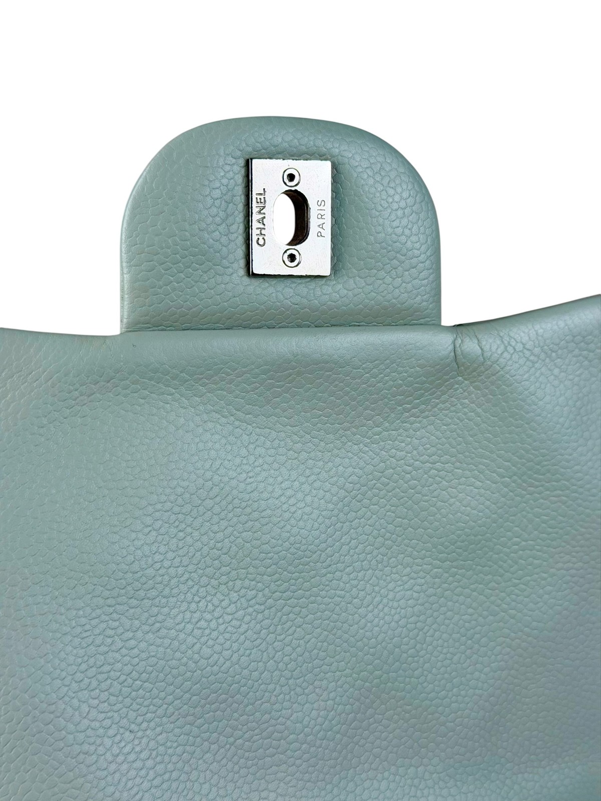 Size OS – Chanel Light Sage Green Medium Classic Flap Shoulder Bag 2008 / Pre-Ow