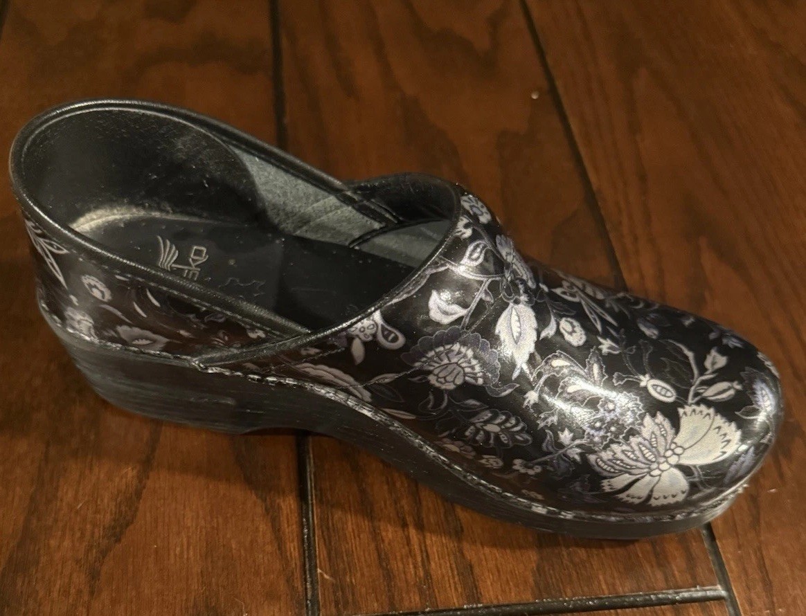 Dansko Women’s Black/Silver Floral Leather Slip-On Comfort Clogs 8.5