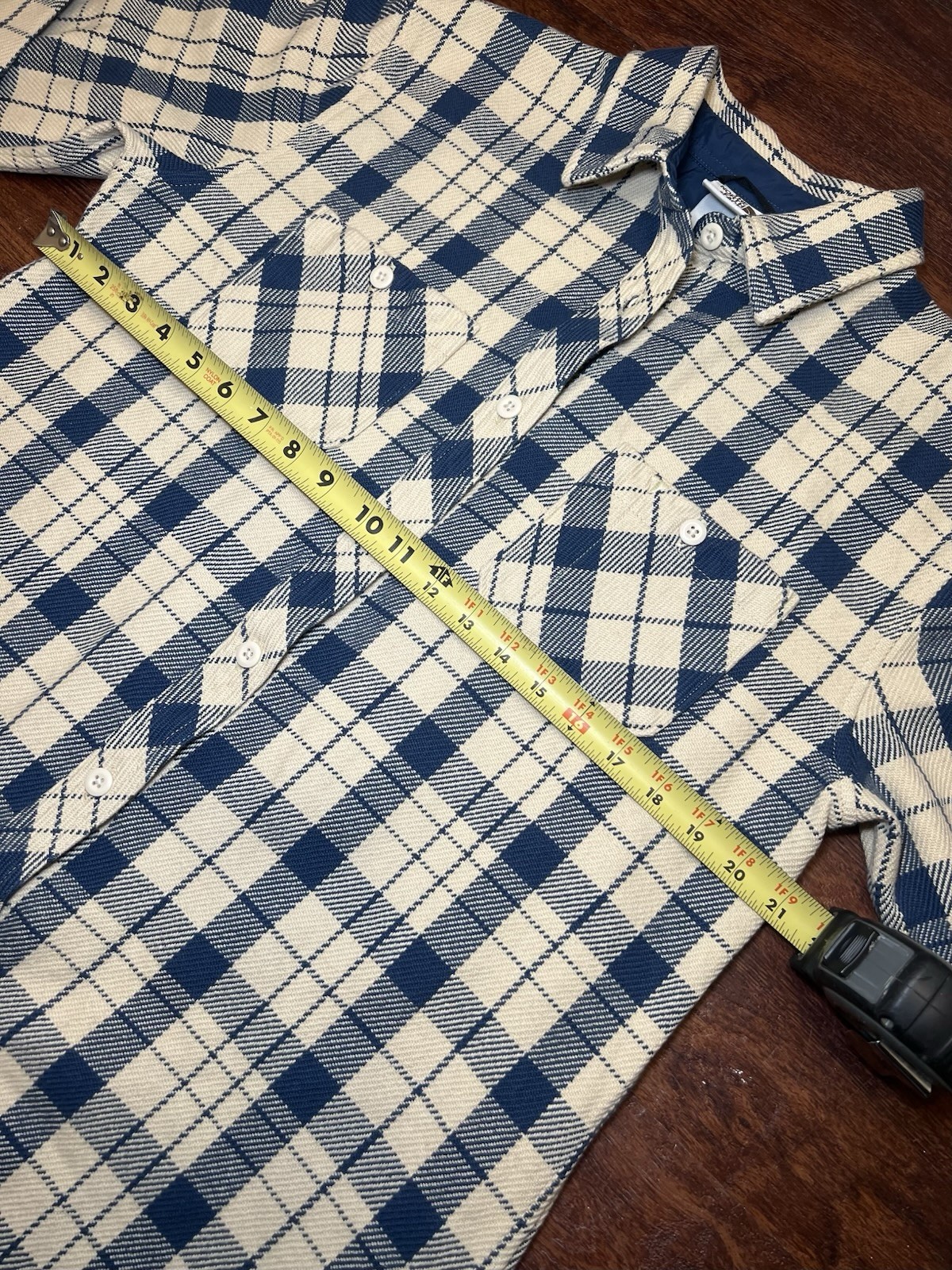The north face Women’s Flannel Shirt Blue And Cream Plaid Size Medium