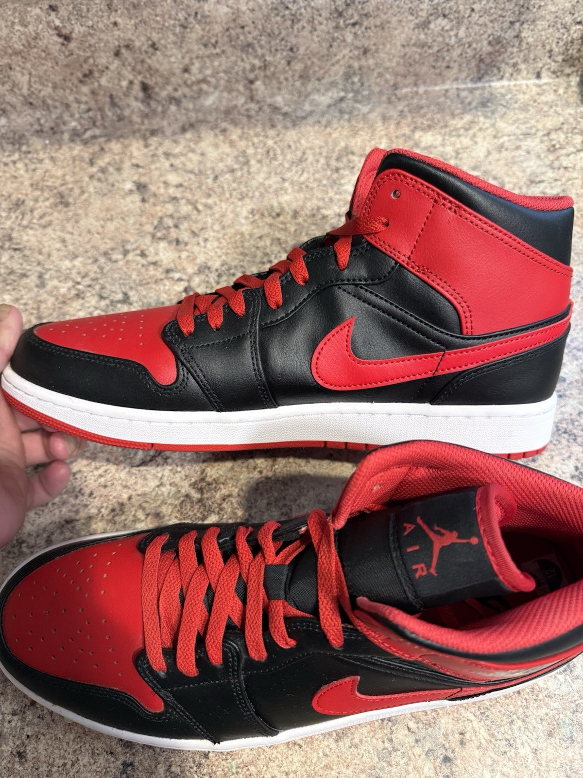 Never worn! Jordan 1 Mid Alternate Bred Black/Fire Red/White DQ8426-060. No box