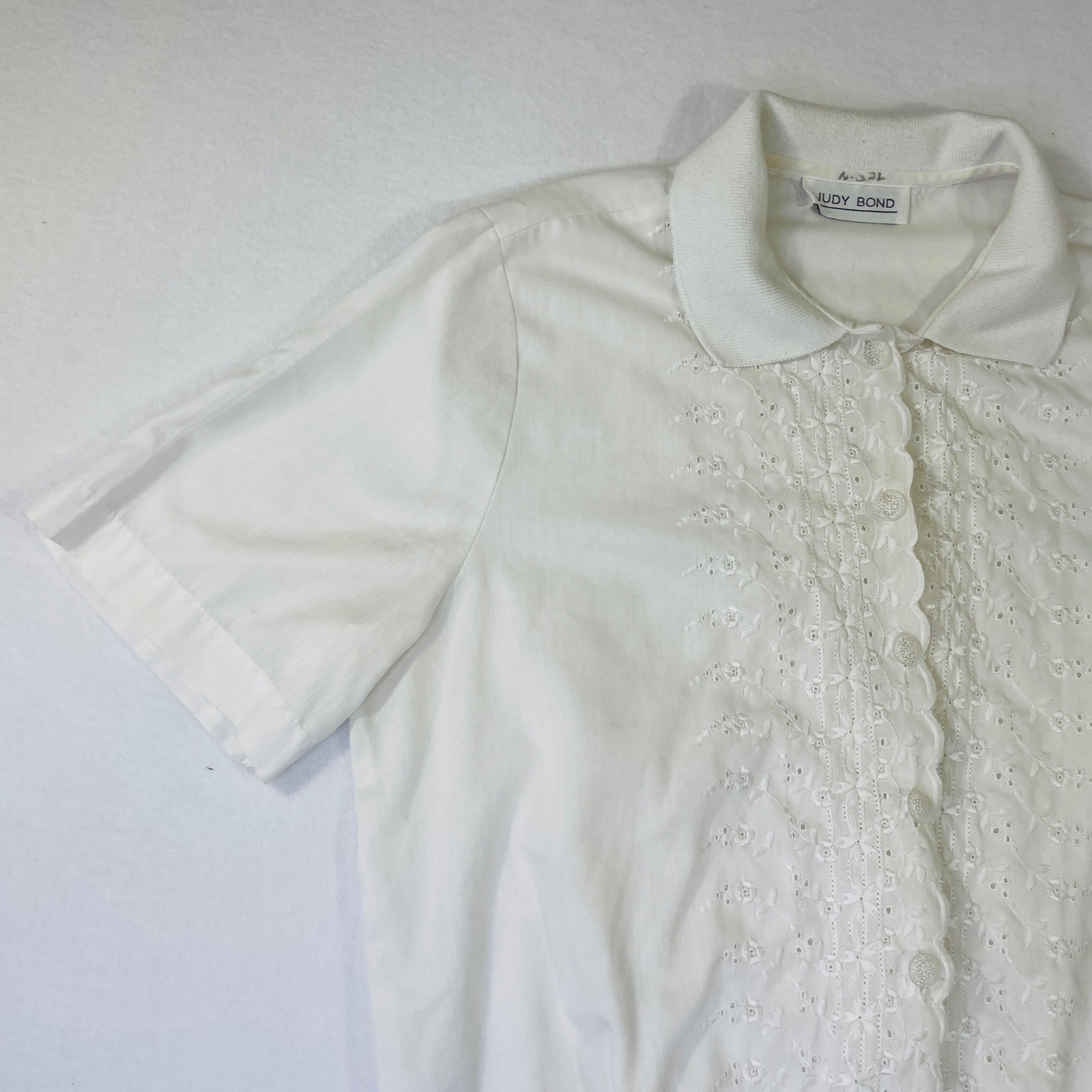 Judy Bond Vintage White Eyelet Embroidered Short Sleeve Blouson Blouse Top