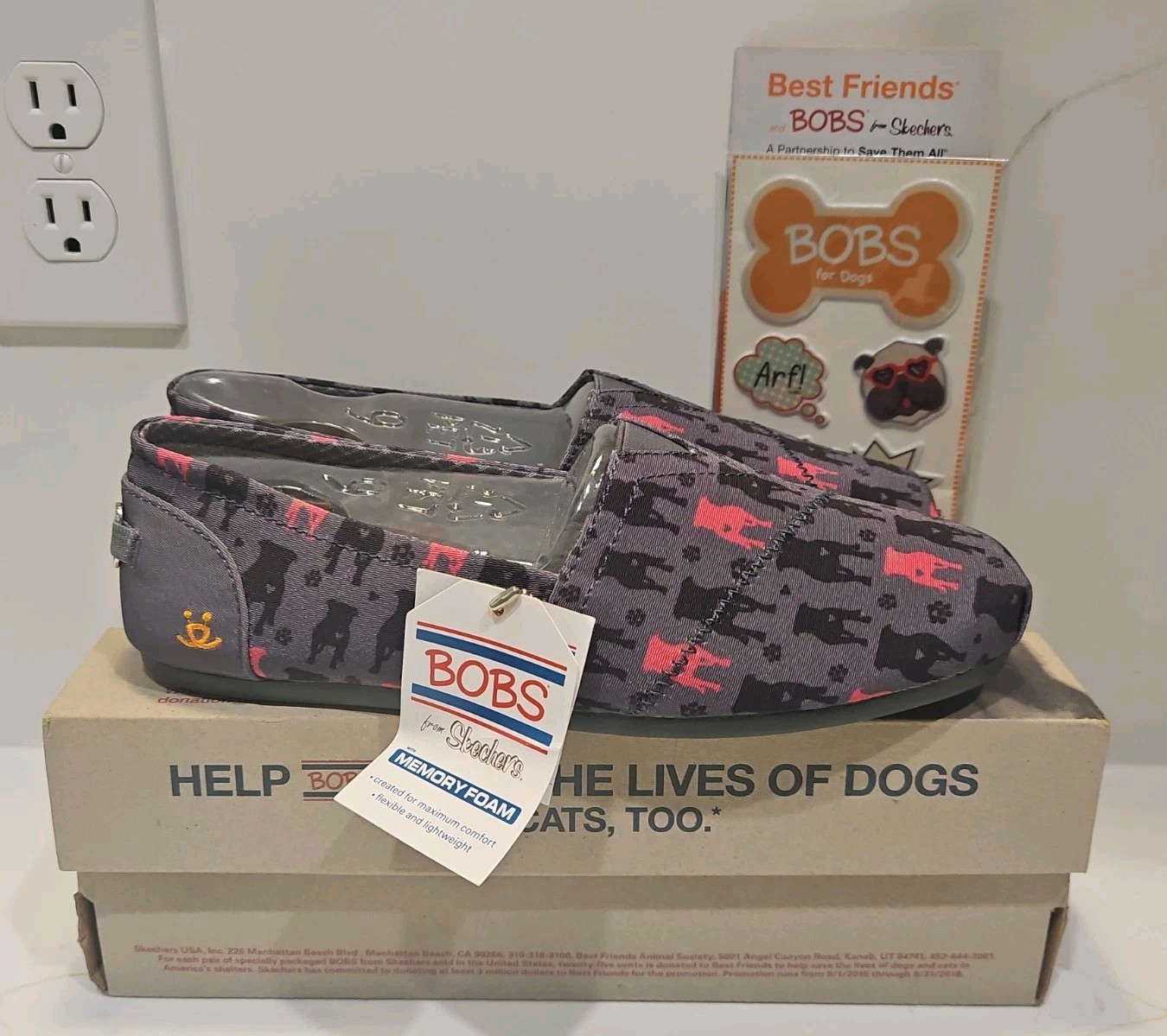 Bobs For Dogs – Gentle Giant – Size 9 – Pink and Gray
