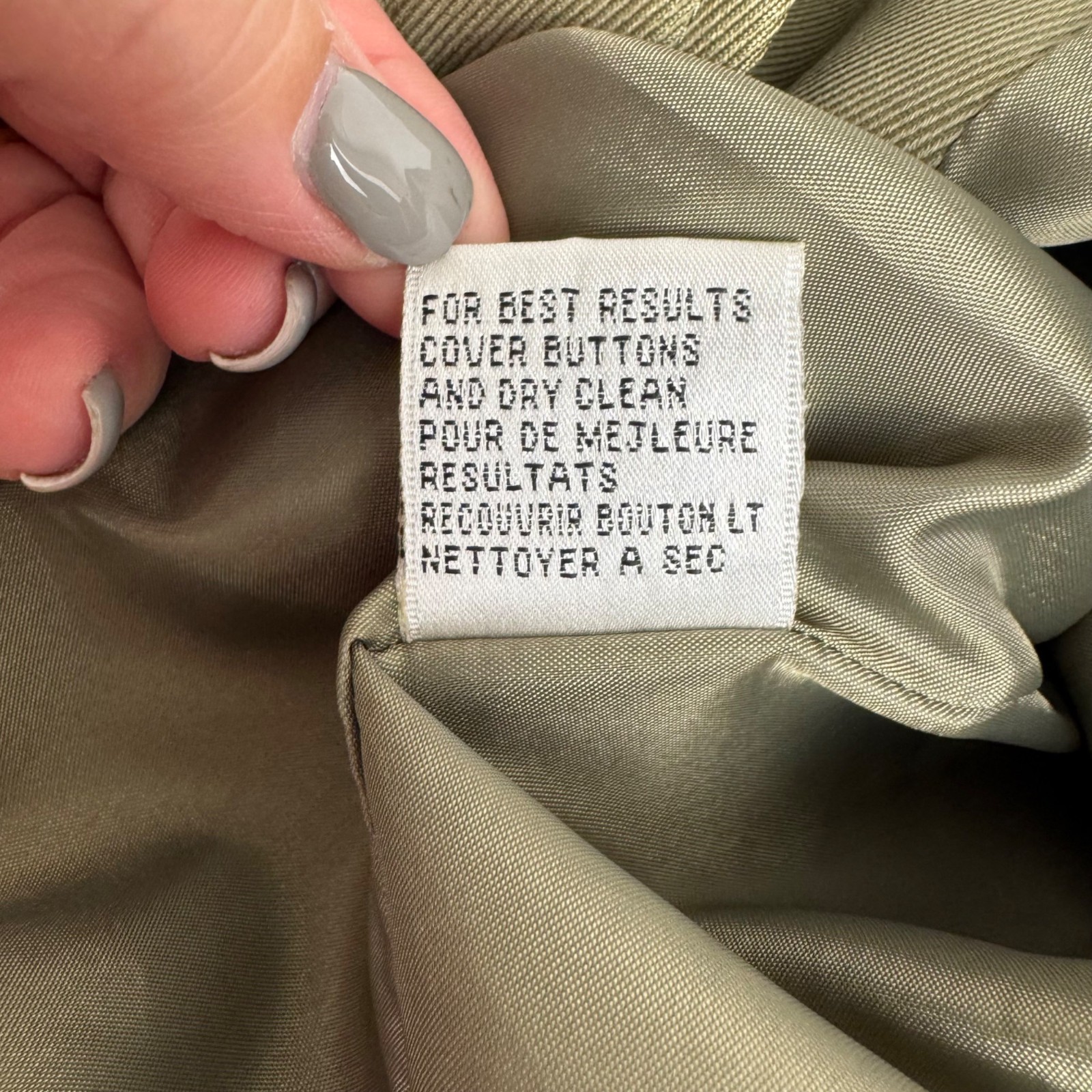 Talbots 100% Silk Olive Green Jacket Size 4P Button Career Casual Safari Blazer