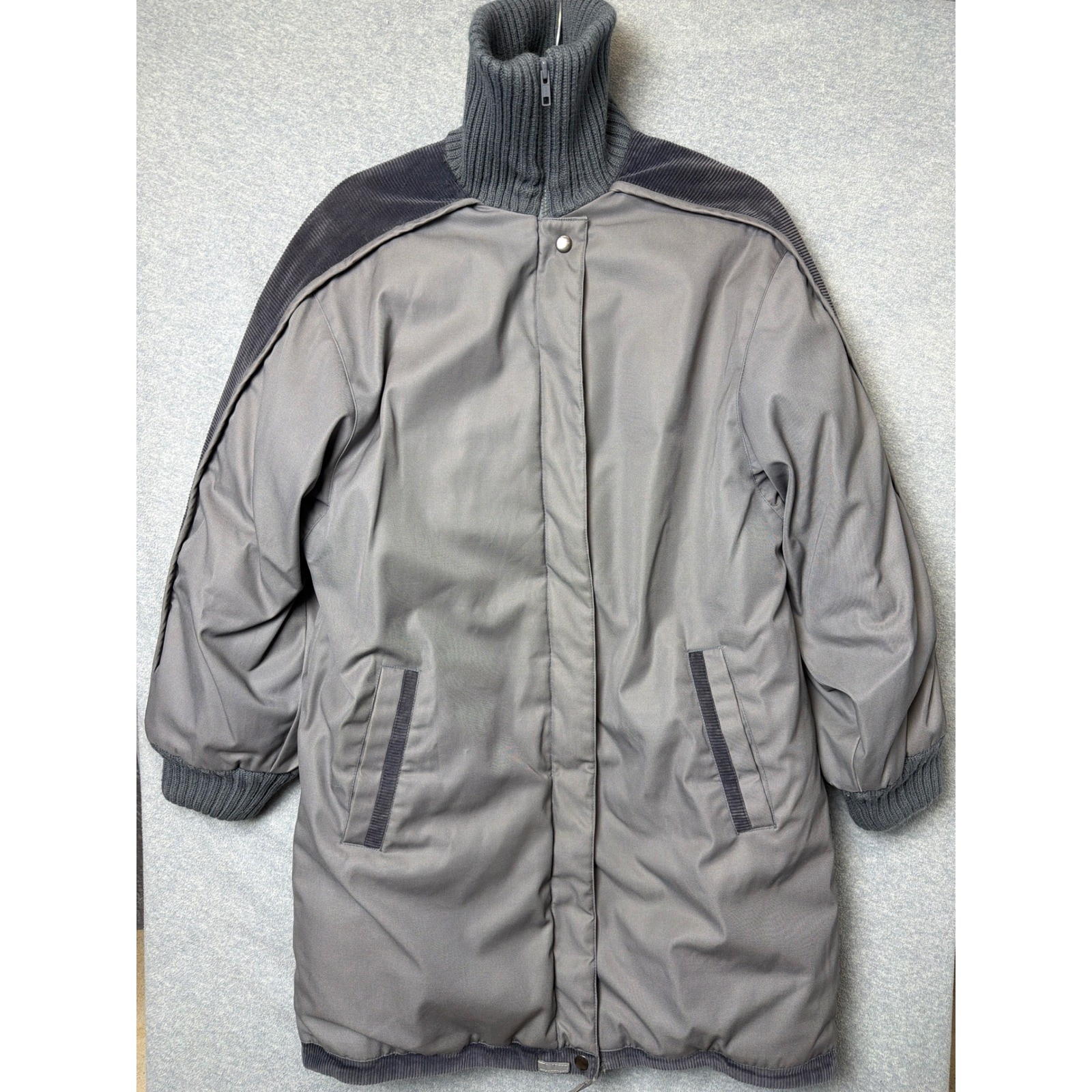 Carriage Court by Cyclone Vintage Gray Mixed Media Corduroy Trim Parka Coat M
