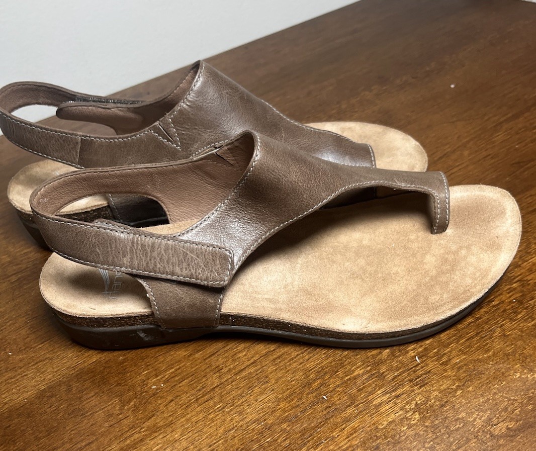 Dansko Reece Toe Loop Sandals Brown Slingback Leather 40 Women’s