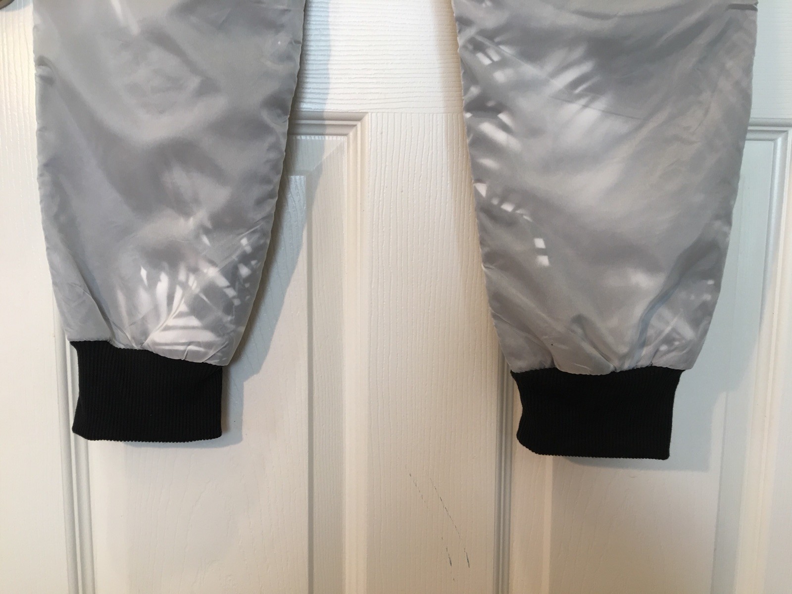 $98 NEW RIVALDI BLACK Water Resistant Windbreaker Active Pants Sz M NWT