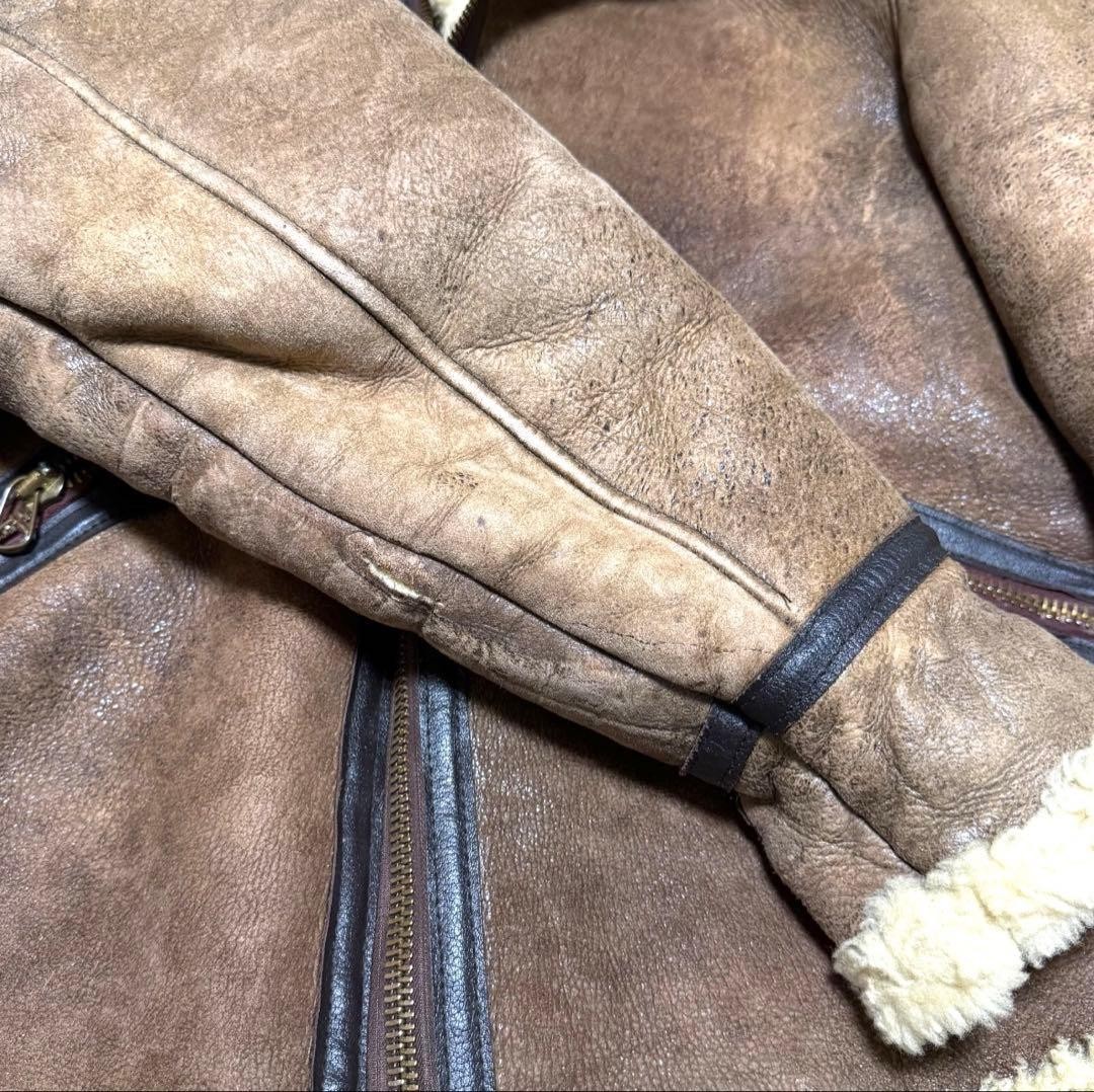 AVIREX B-9 Sheepskin Flight Jacket Blouson Coat Men Size 34 brown vintage
