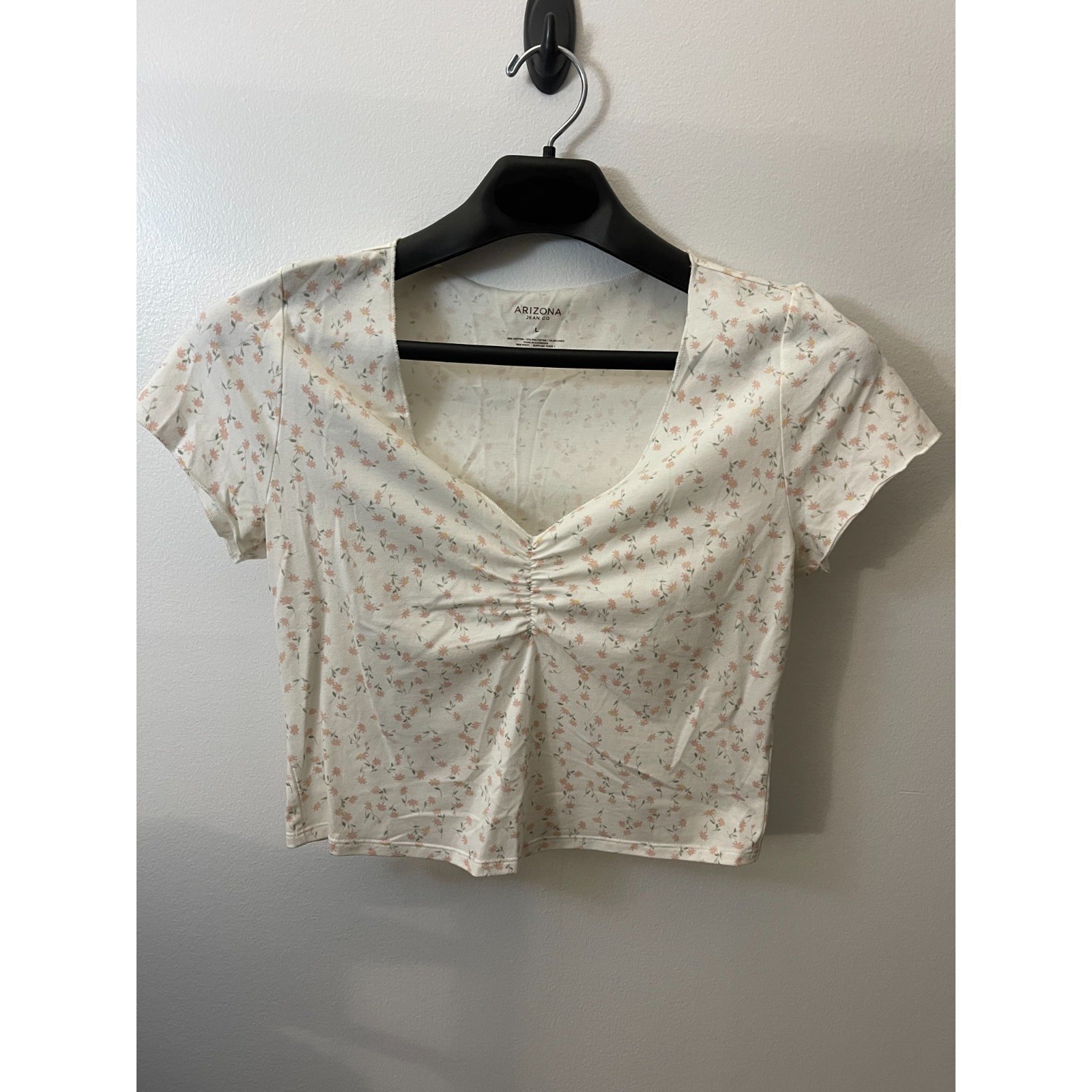 Arizona Juniors Floral White Crop Top Shirt Size L