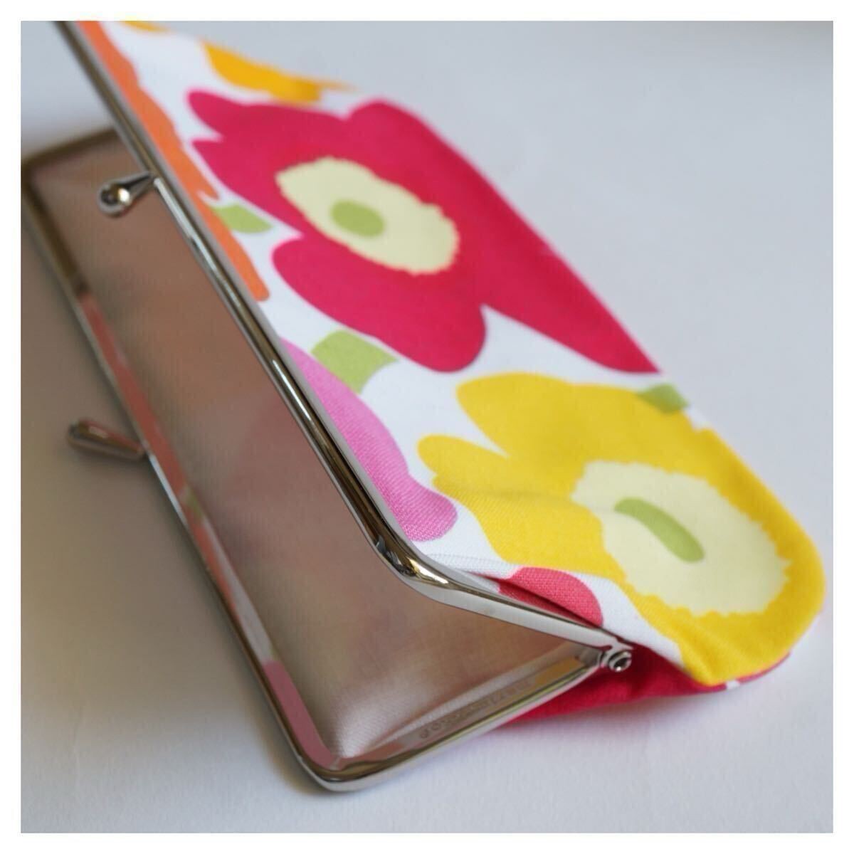 Marimekko multi purpose coin purse SILMA LASIKUKKARO MINI UNIKKO multi color 02