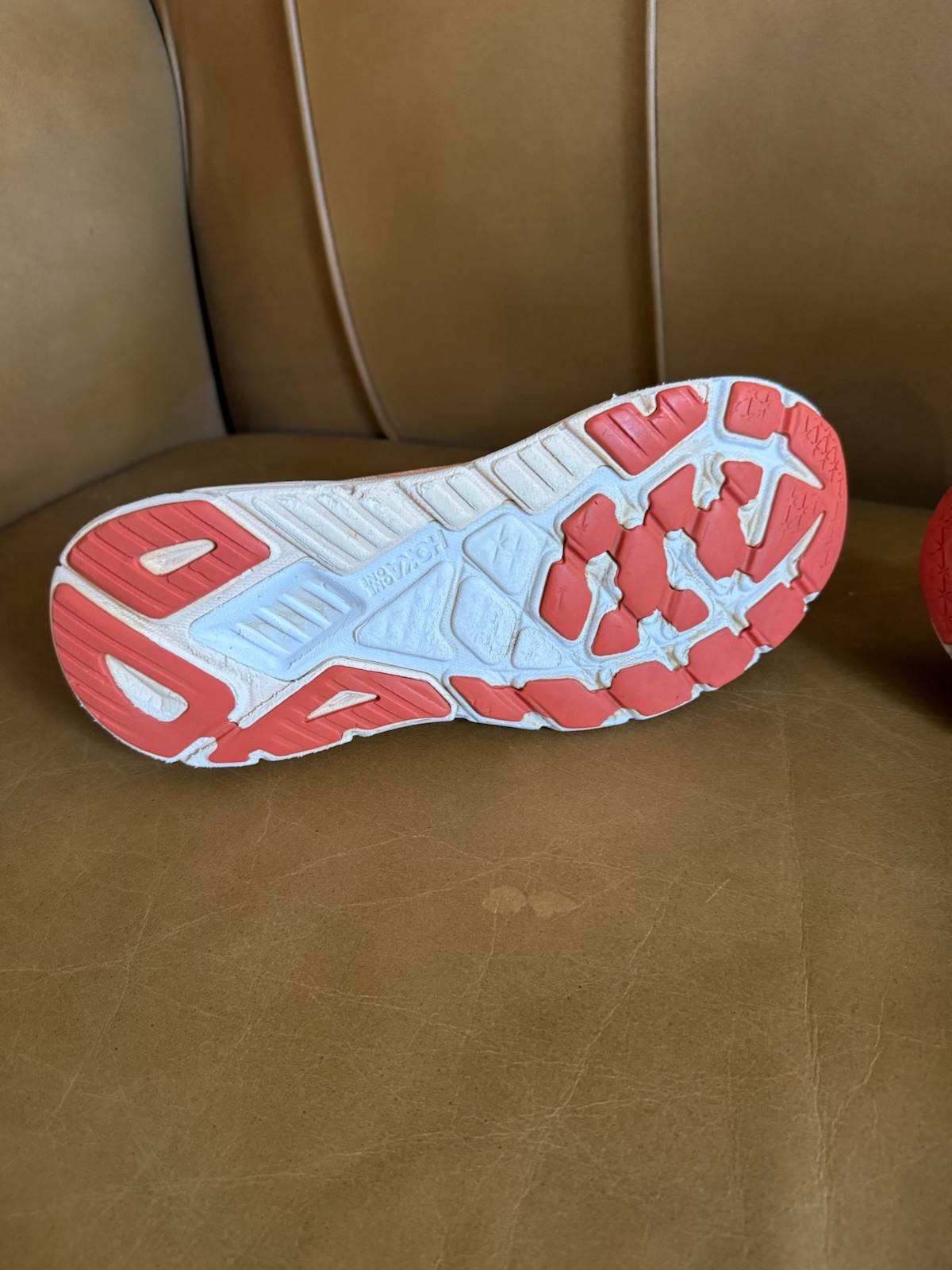 HOKA Arahi 5 Women’s Size 8.5B Pink Coral Running Shoes Sneakers 1115012 EUC