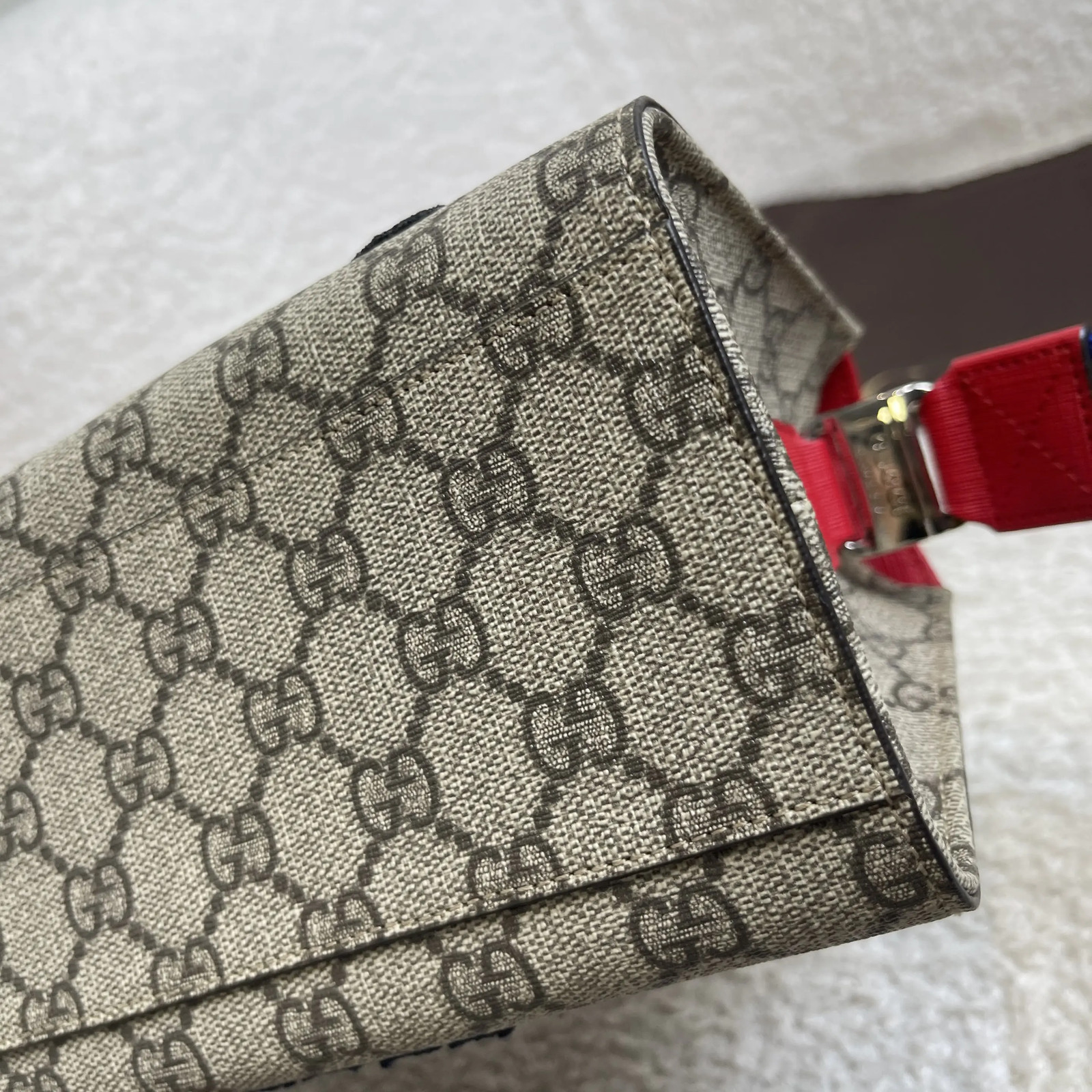 Gucci GG Embroidered Kids Messenger Bag