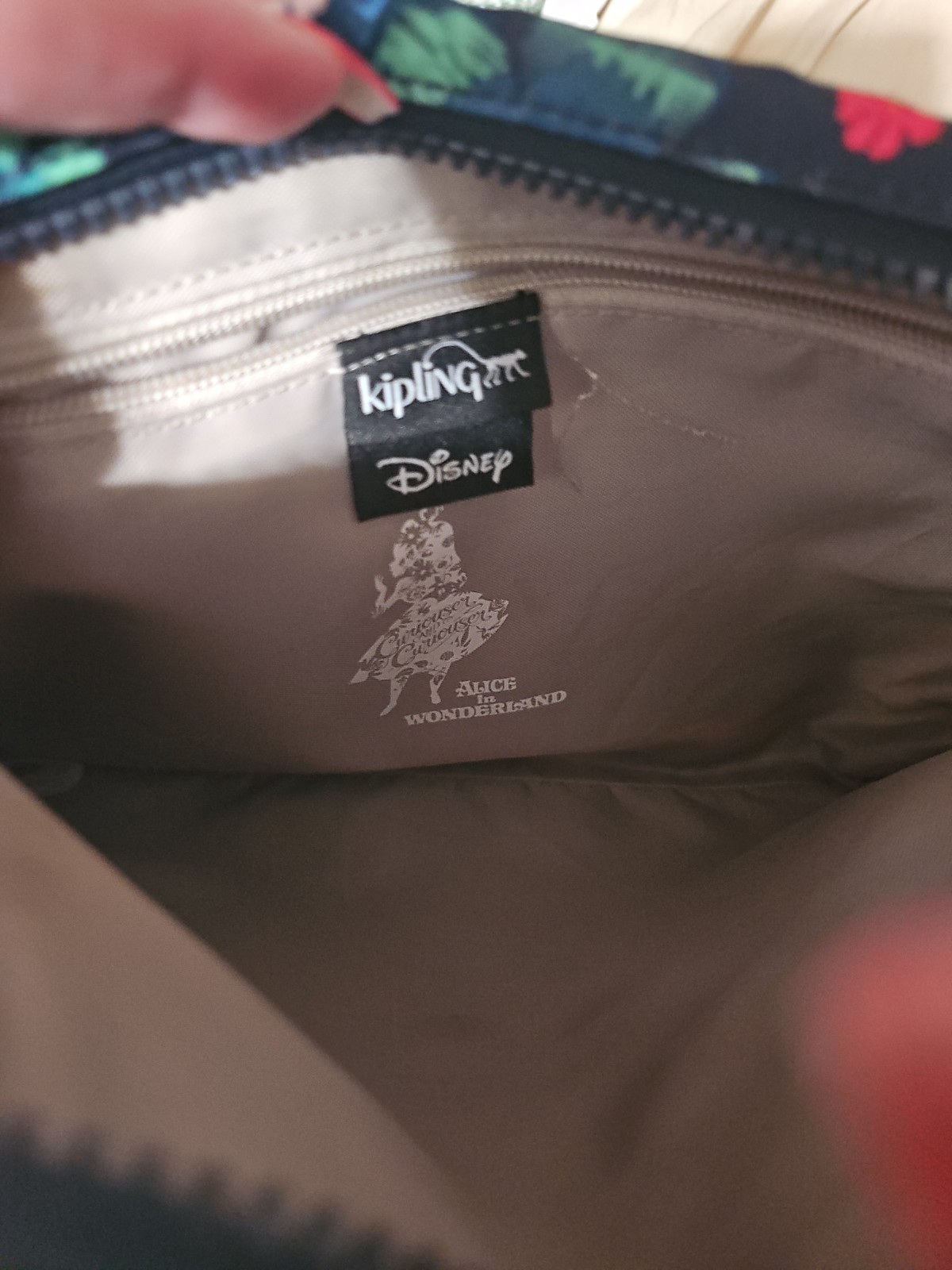 kipling crossbody bag medium ALICE IN WONDERLAND DISNEY