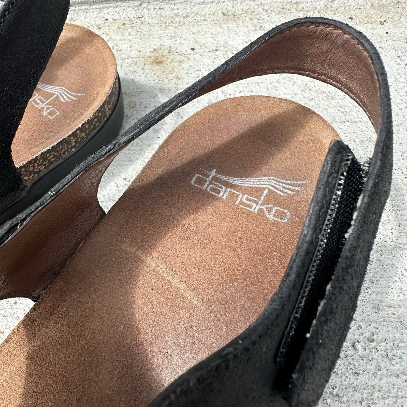 Dansko Reece Full Grain Suede Leather Sandals 6024180200 Black Size 41 / 9.5-10