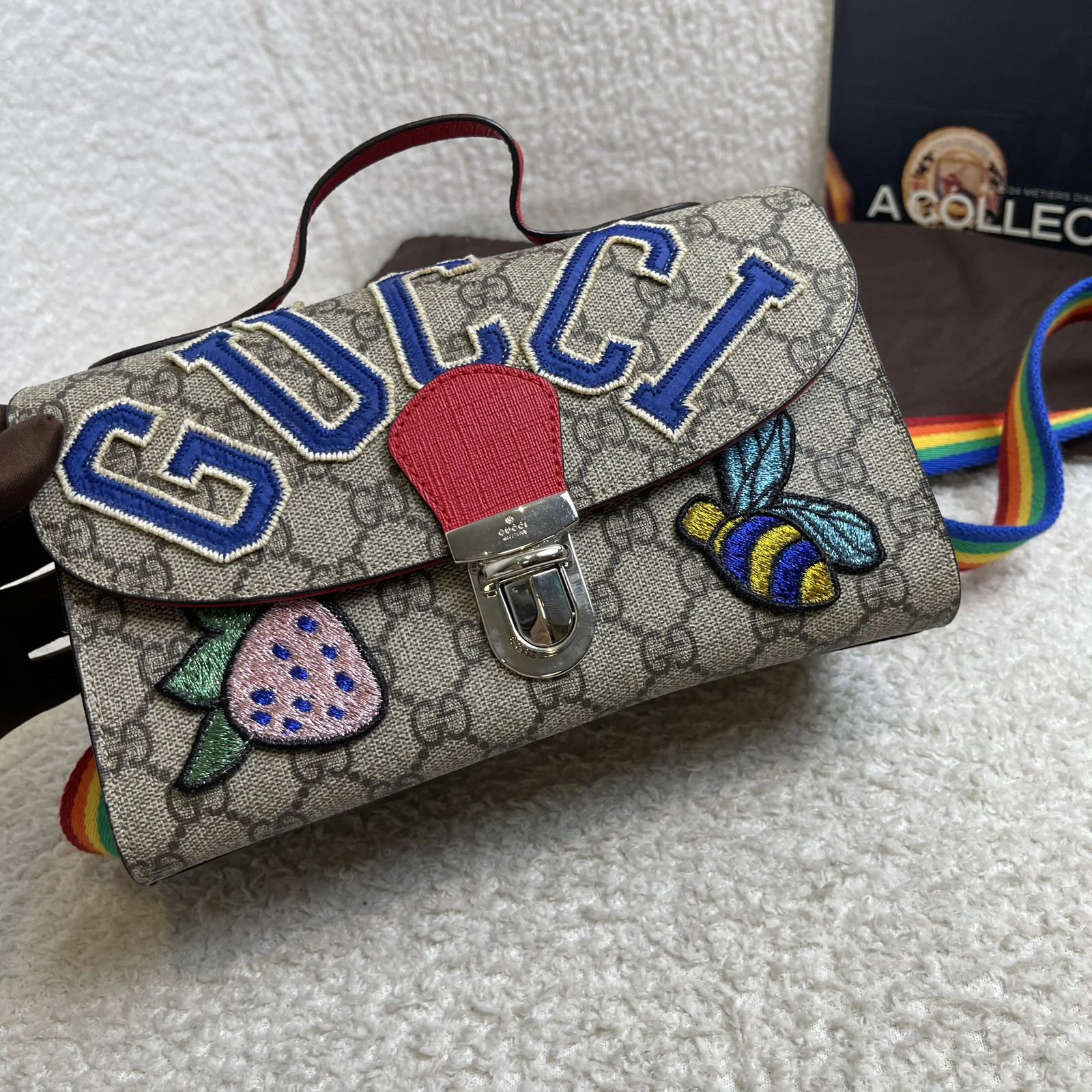 Gucci GG Embroidered Kids Messenger Bag