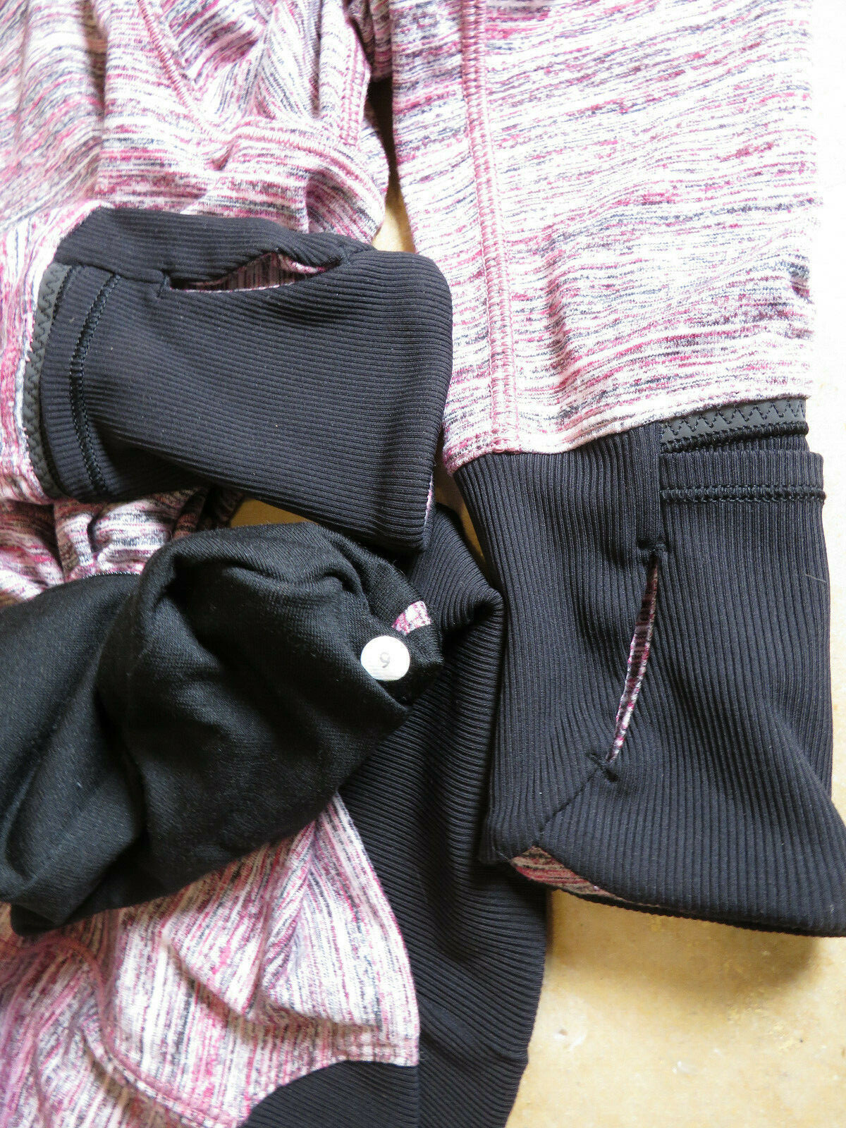 Lululemon 6 Runderful Half Zip Space Dye Camo Berry Rumble Red Black EUC!
