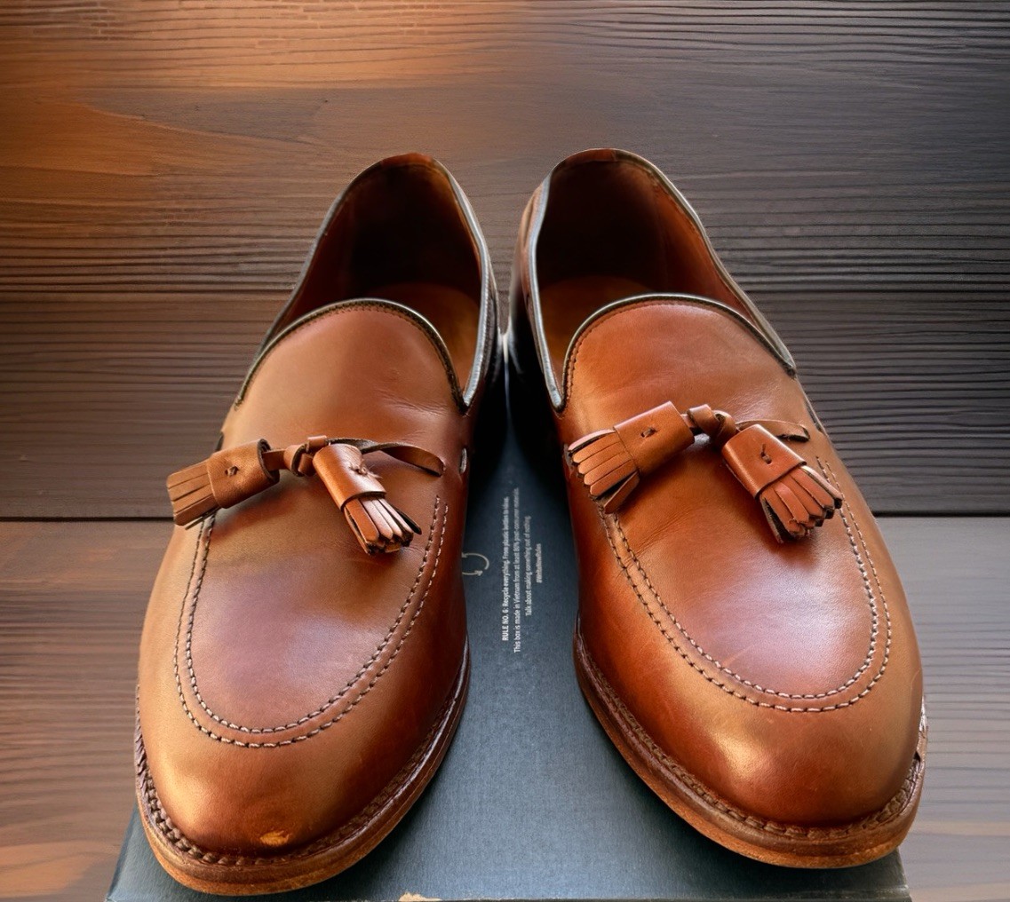 MEN’S LOAFERS Allen Edmonds Grayson Tassel Loafers – TAN / SIZE- 12 A