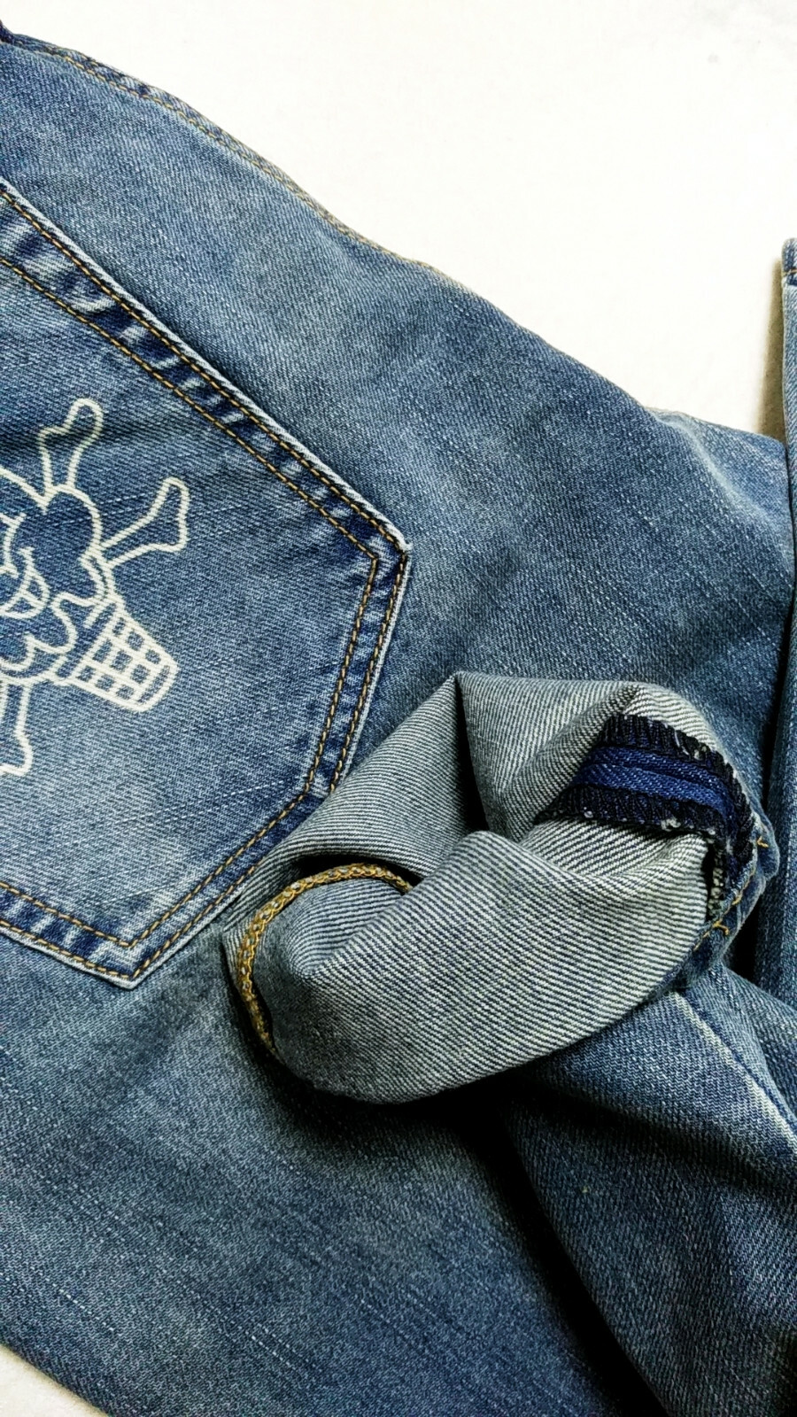 NWT BBC ICECREAM RUNNING DOG WASHED MEN’S CLASSIC JEAN SIZE 30/32/34/36/38/40/42