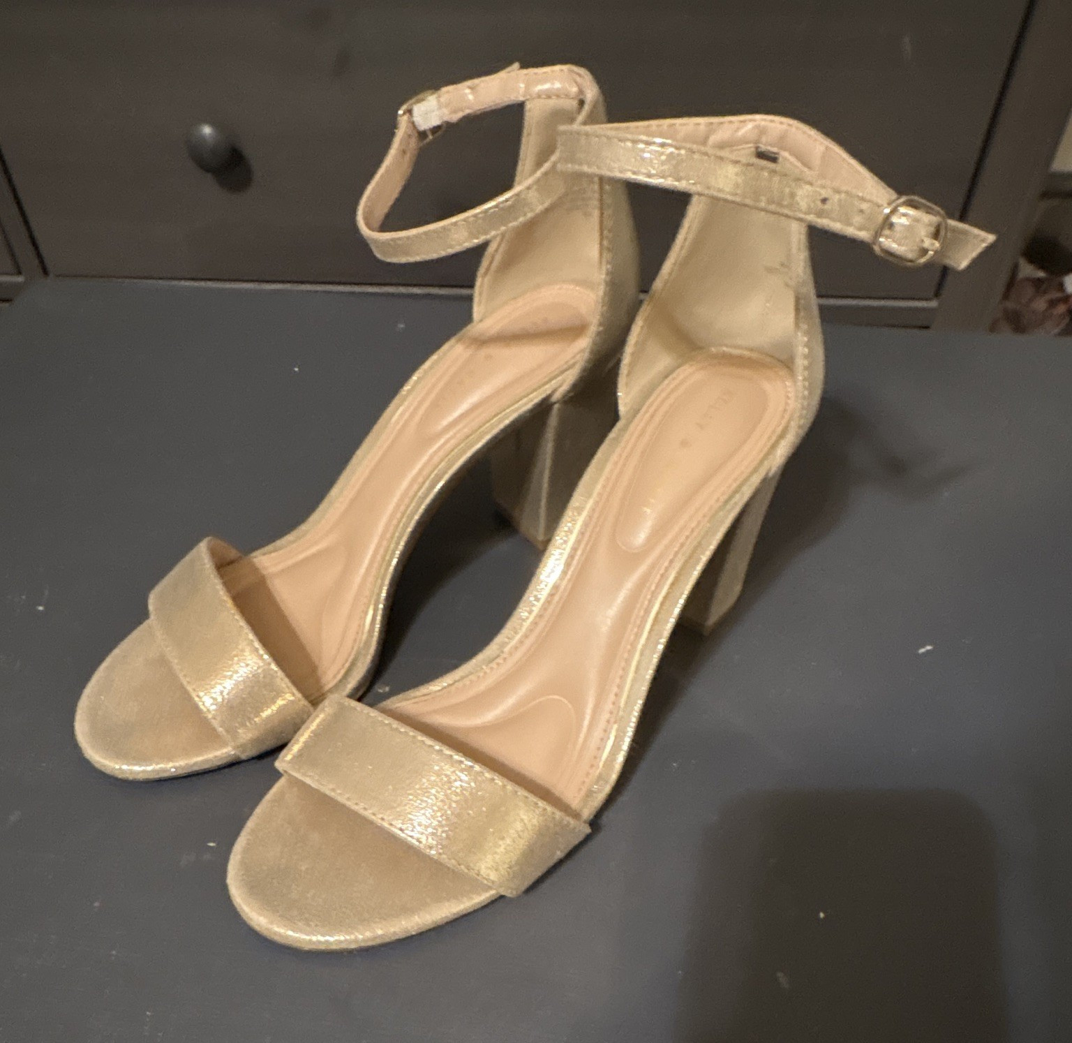 Kelly & Katie Women’s Gold Strappy Ankle Strap Open Toe Block Heel 7.5