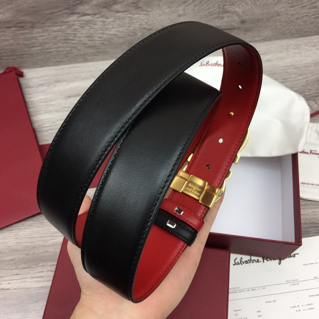 Ferragamo Handcrafted Italian leather belt Gold Buckle