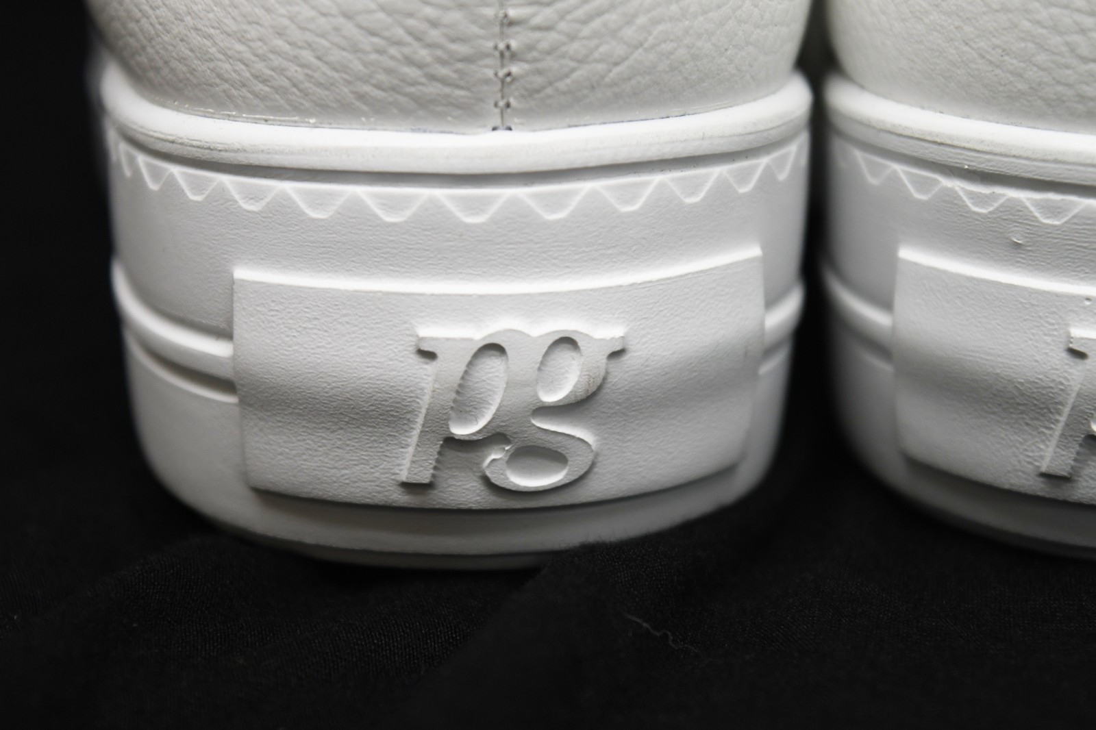 NEW $500 Paul Green Unity Platform Sneaker white leather lace up 11 (2) (A4)