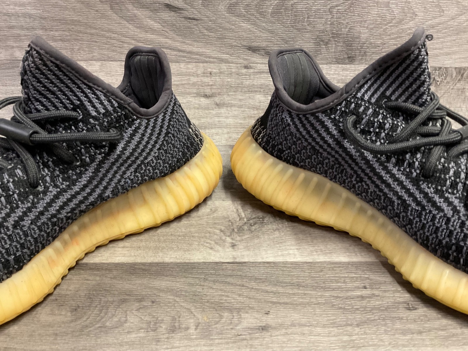 Adidas Yeezy Boost 350 V2 Carbon – FZ5000 – Men’s Size 6.5 – w/ Box