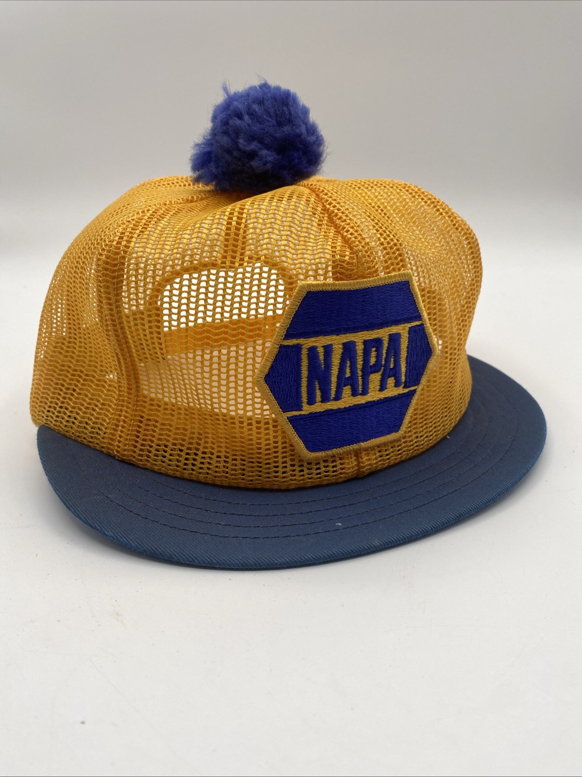 Vintage 80s Louisville MFG Co Napa Auto Parts Mesh Short Brim Snapback Hat