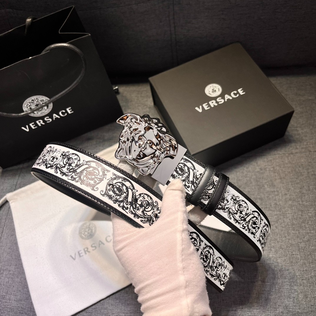 Versace belt REVERSIBLE for sale authentic Classic Belt Width:4.0cm/1.57in