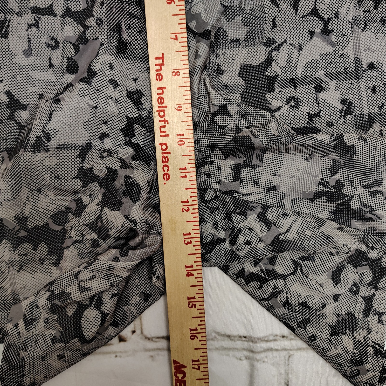 Rhone Point Break Lined Board Shorts Mens 36 Gray Digi Camo Leaf AOP Swim Trunks