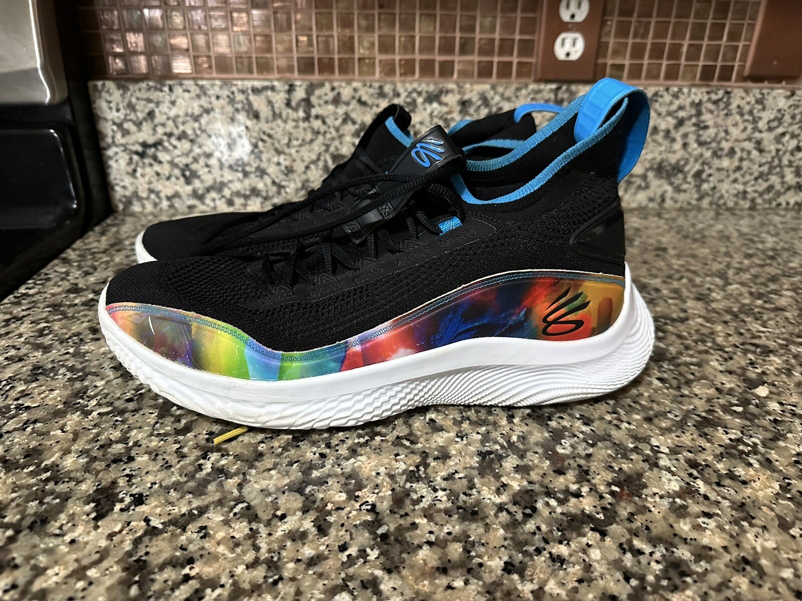 Under Armour Curry 8 B2B MVP Men’s Basketball Shoes 11 Flow 12