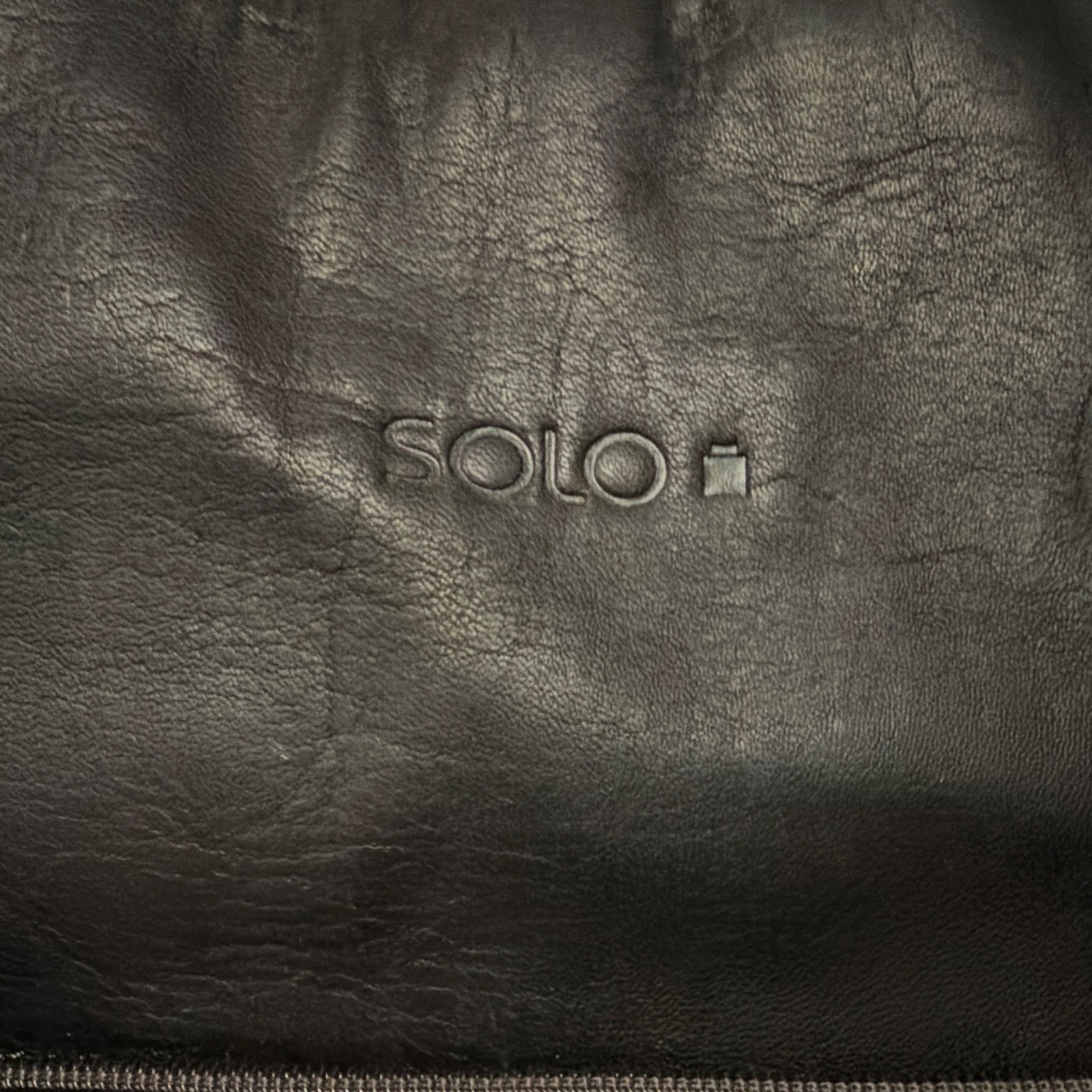 SOLO Large Black Tote Shoulder Bag Blue Lining Zip Closure Detachable Strap