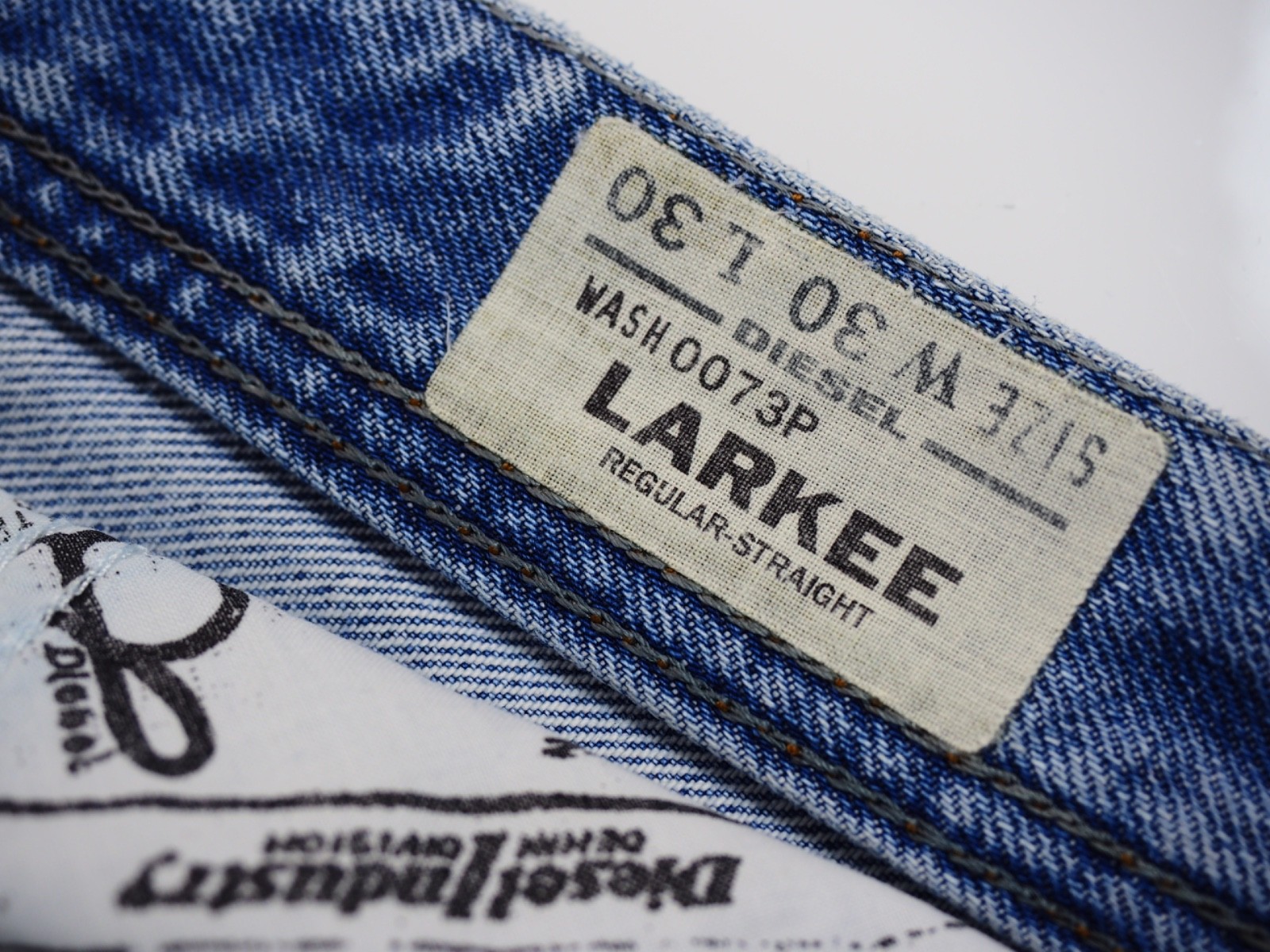 Diesel Larkee Jeans W30 L30 Wash 0073P Regular Straight 30W 30L