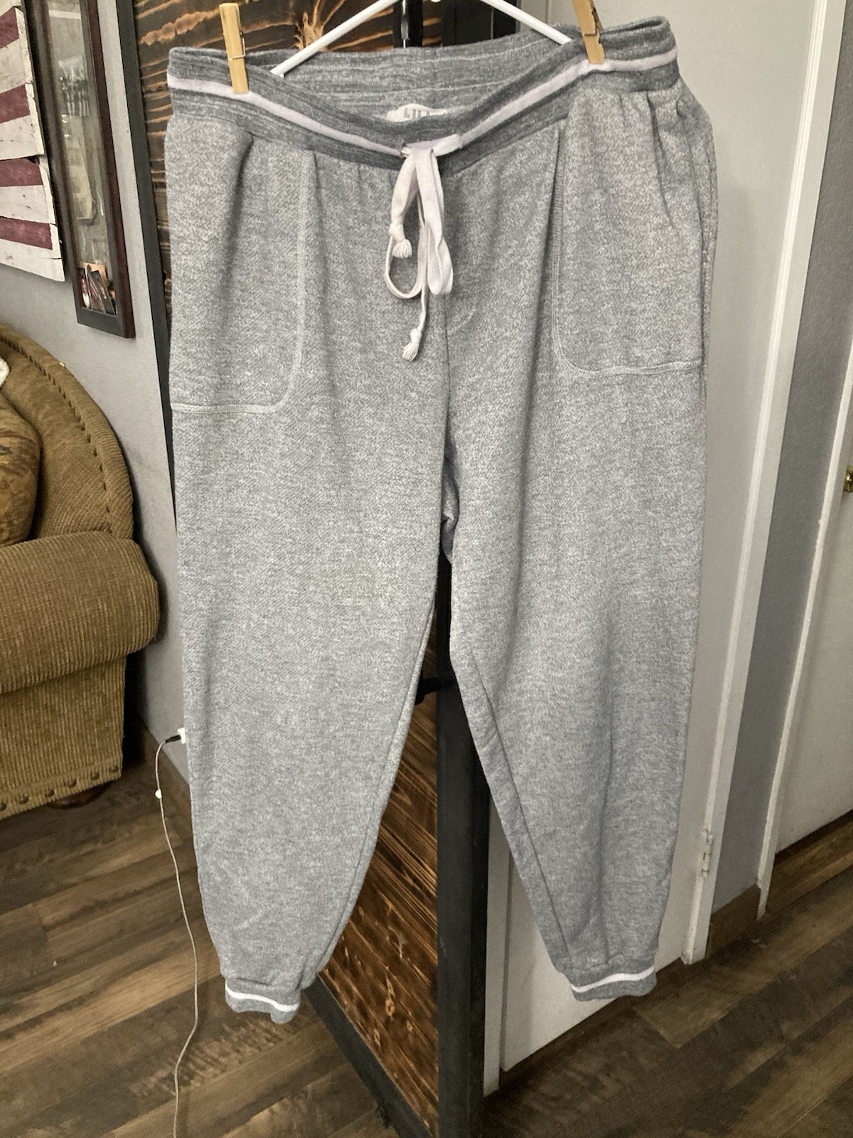 Woman’s Sweat Pants Size 1XL BY Lili Sport
