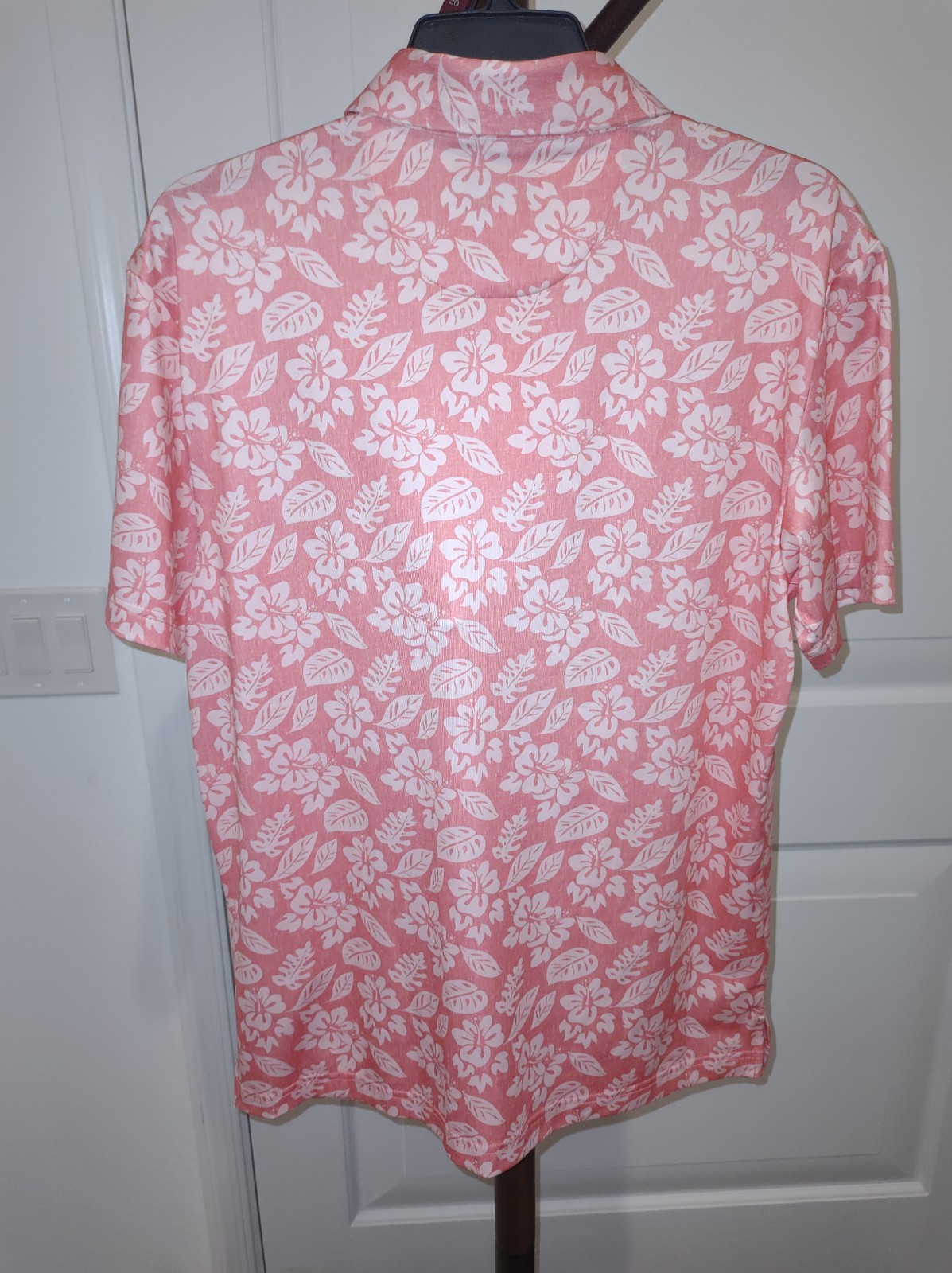 Ben Hogan Men’s Performance Golf Polo Shirt Flamingo Plume Print Size S