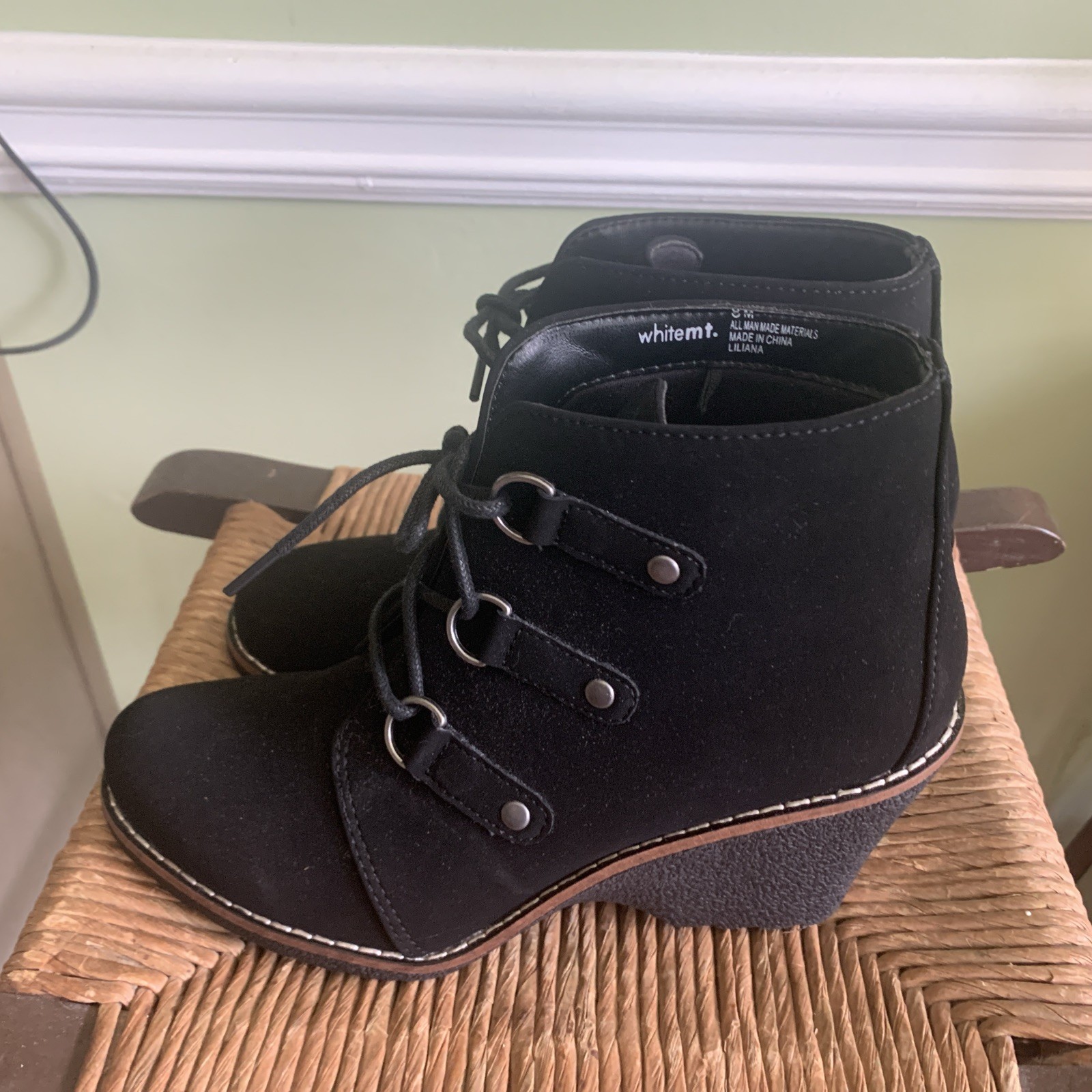 White Mountain Black Ankle Booty Women’s Size 8 Liliana Wedge