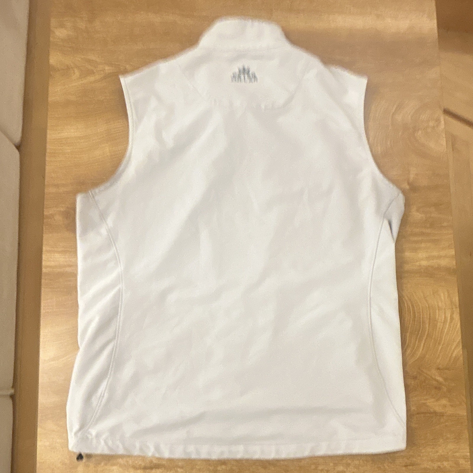 Peter Millar Men’s White Golf Logo Vest M