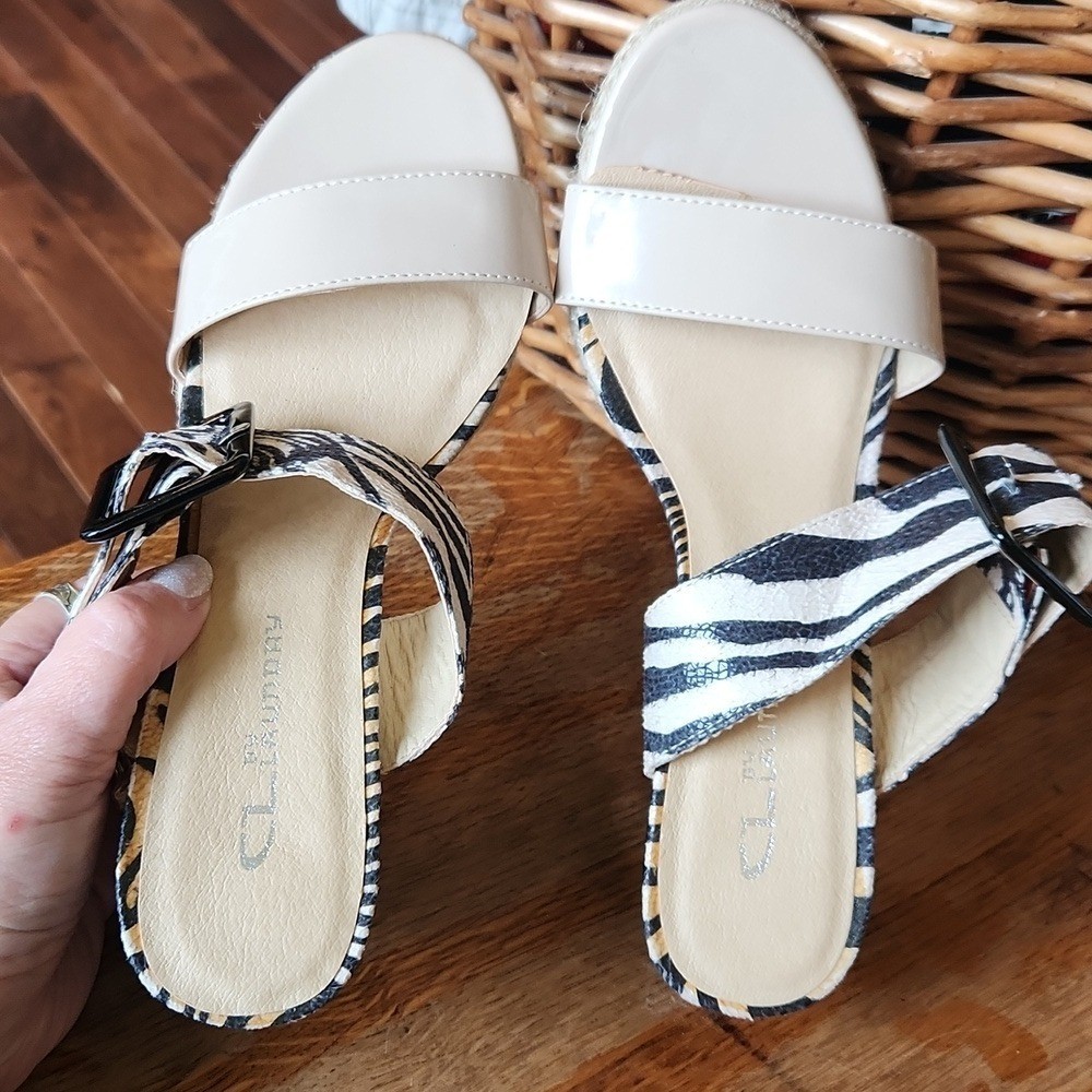 CL by Laundry Taylor Zebra Slide wedge heel Patten Leather Sz 7.5