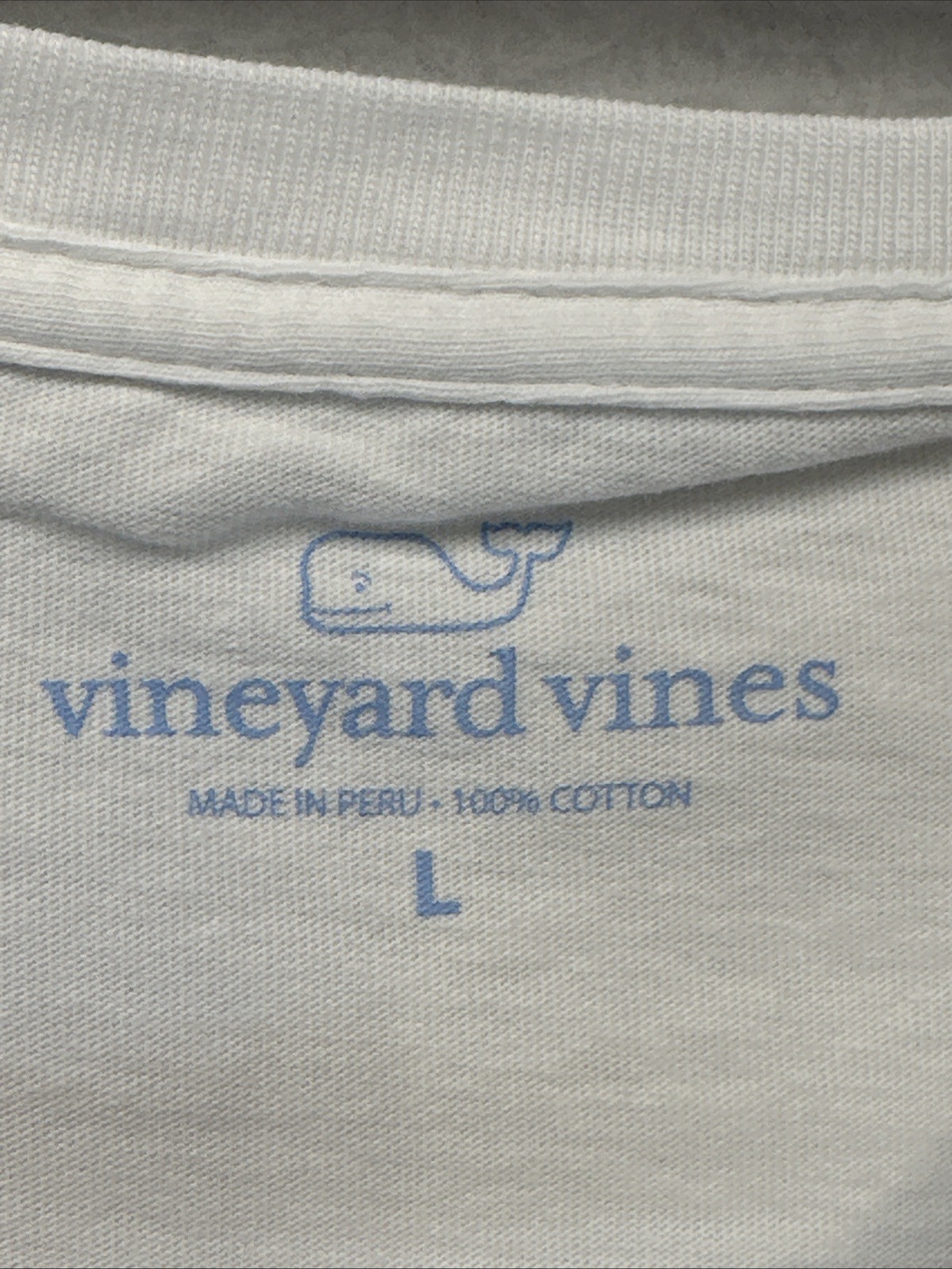 Vineyard Vines Men’s Large Classic Logo Box White Cap Pocket T Short Sleeve NWT