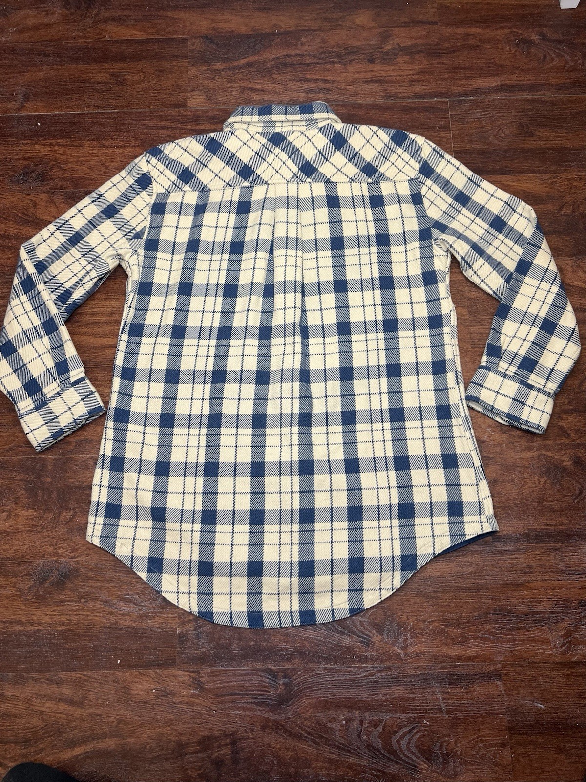 The north face Women’s Flannel Shirt Blue And Cream Plaid Size Medium