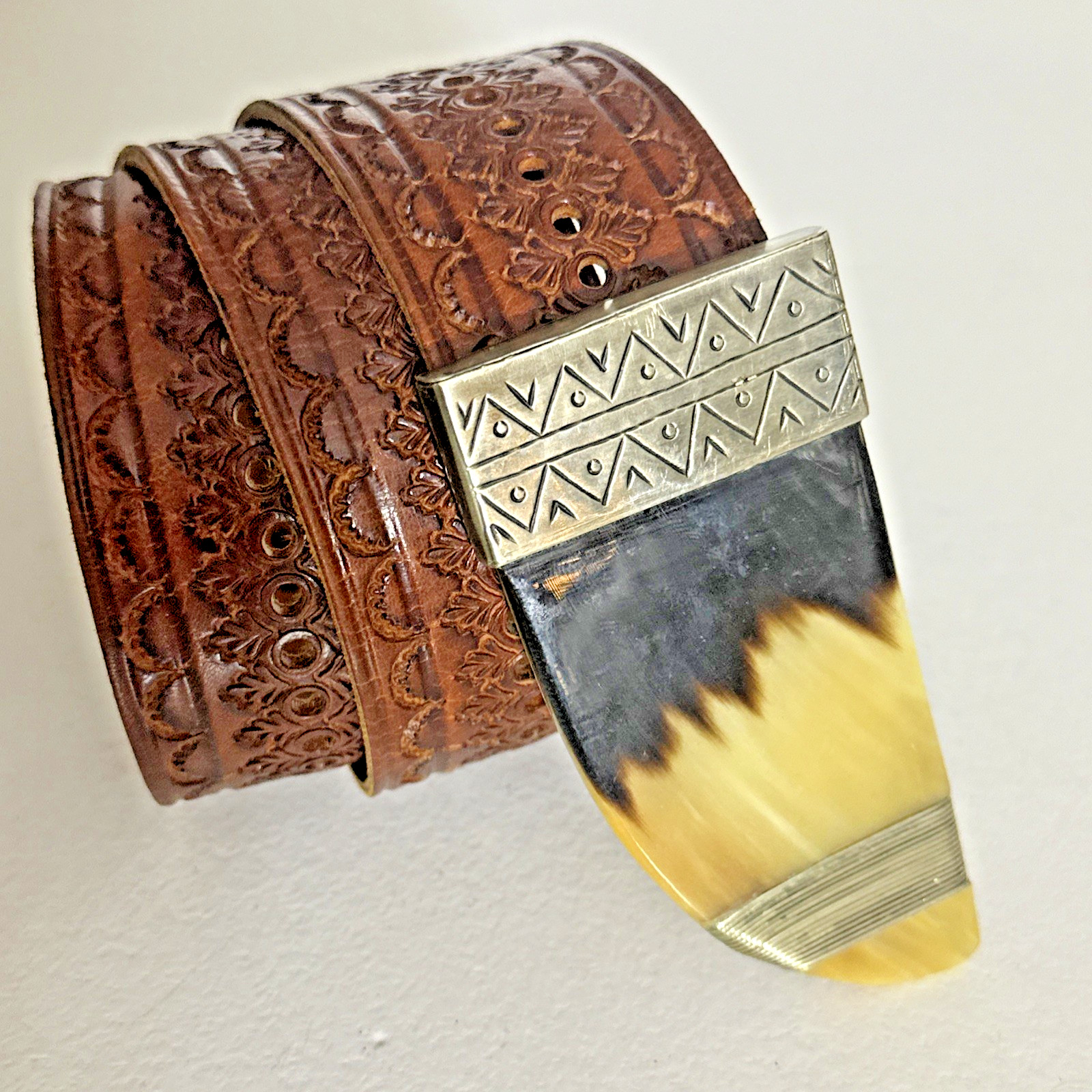 Four Winds Morocco Vintage Tooled Leather Daggar Buckle SILVER OR SILVER PLATE S