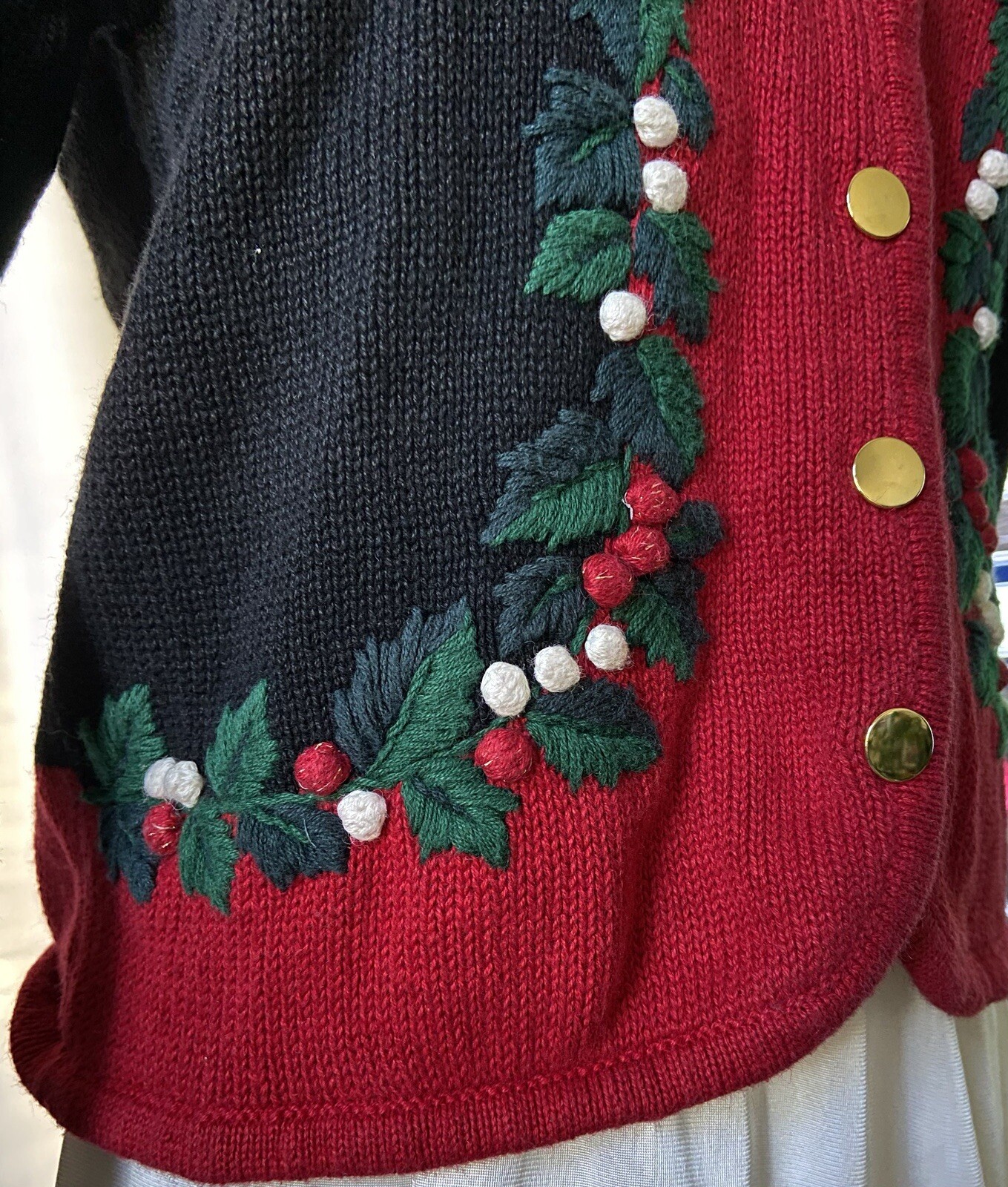VTG Dress Barn M Christmas Cardigan Red Black Holly Berry Ugly Holiday Sweater