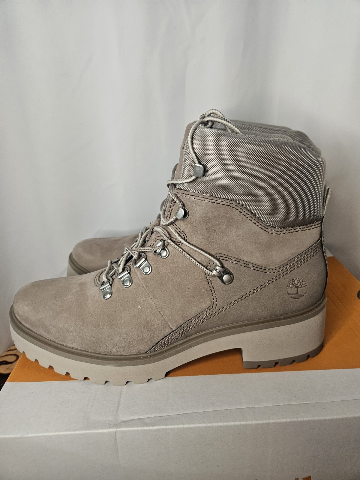 New Timberland Women’s Carnaby Cool Hiker Boots NIB US 10 A8519