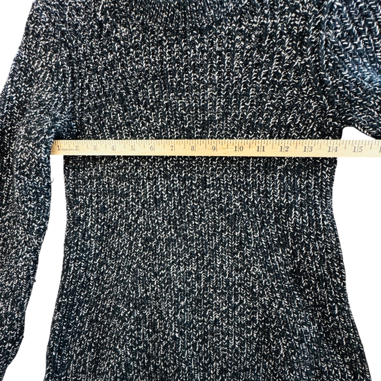 Athleta Womens XS Black Wool Viscose Nylon Crew Sweater Minimalist Luxe Knit