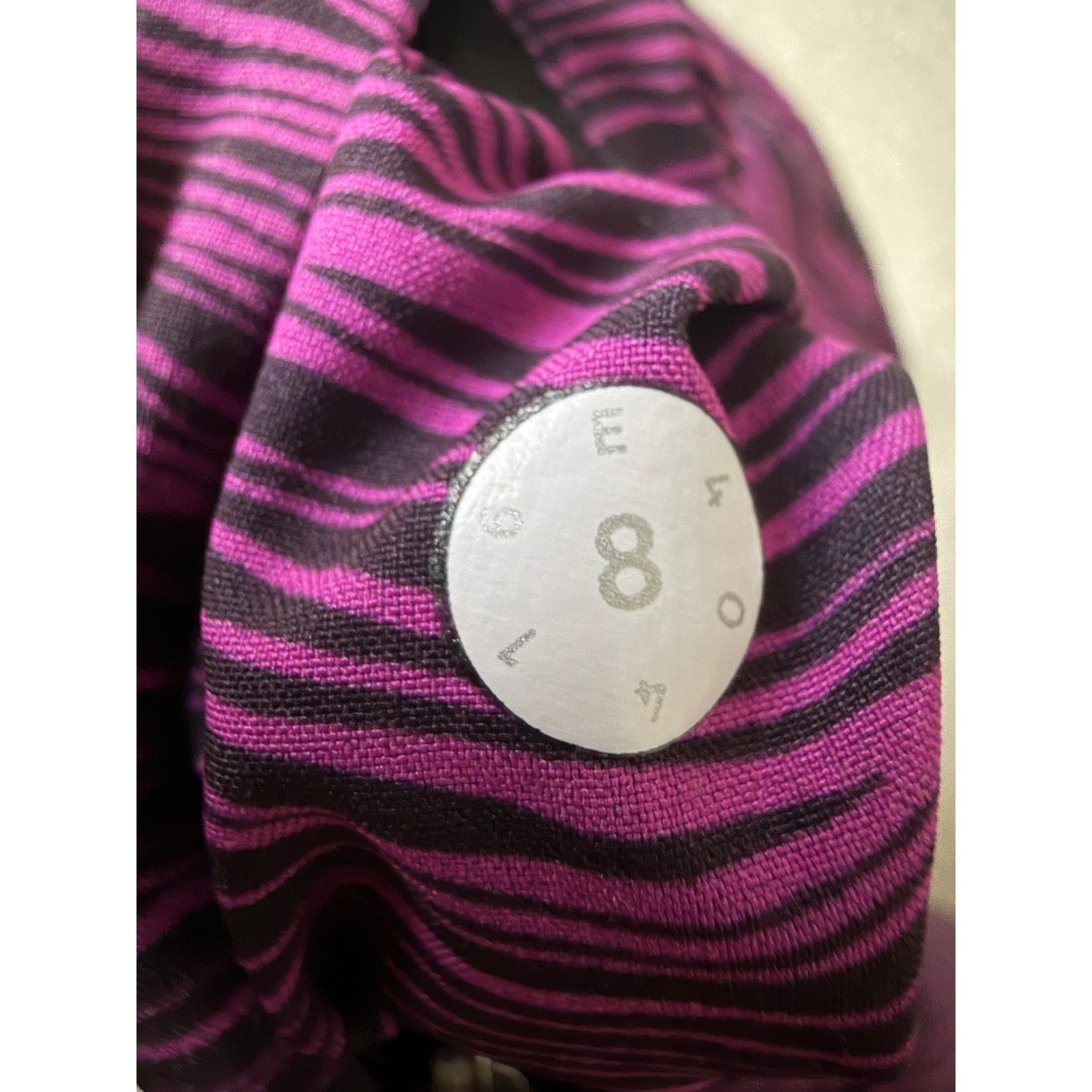Lululemon Choose a Side Reversible Shorts Size 8 Charcoal Grey Purple Zebra Wave