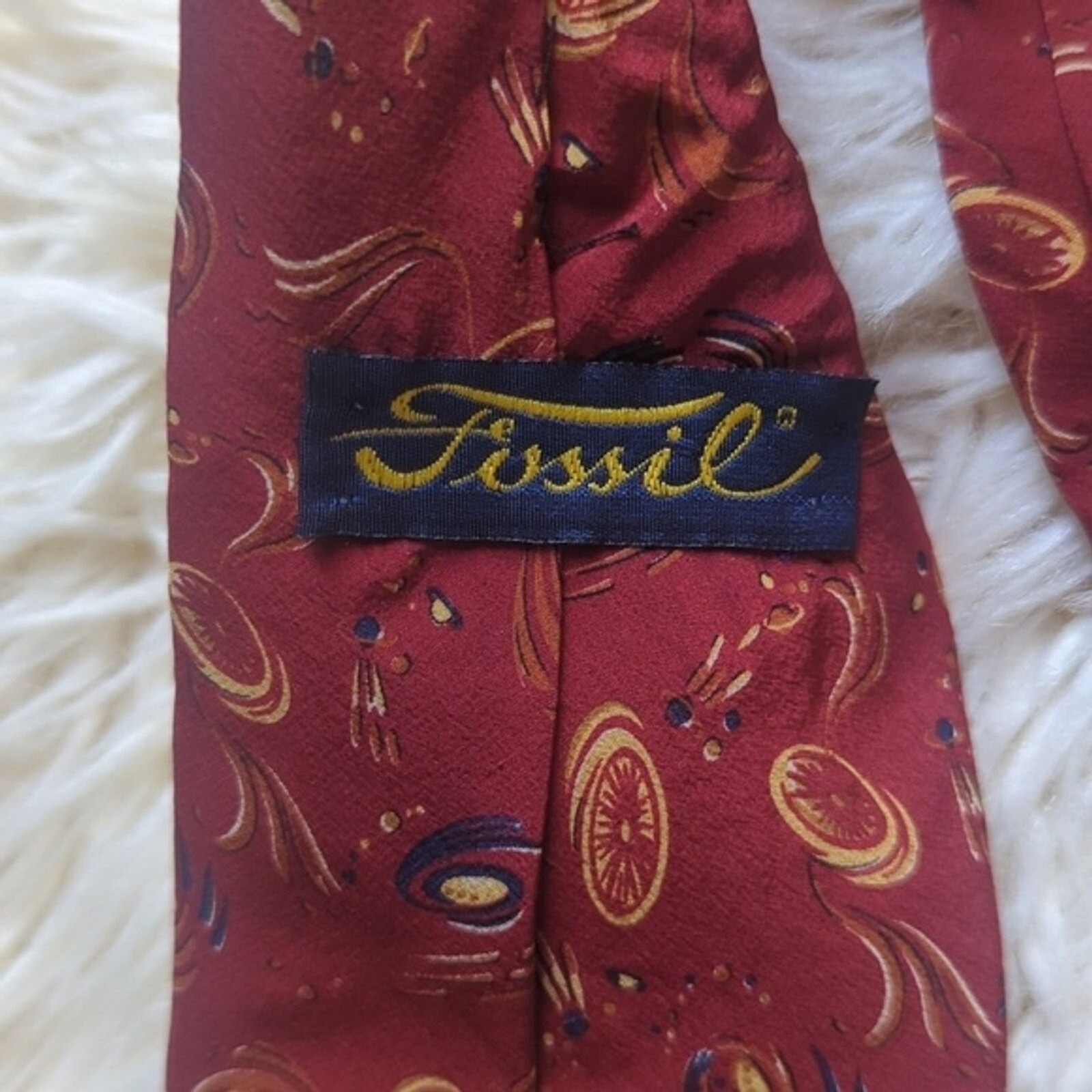 FOSSIL Imported Silk Red Old Car themed Tie Car wheels Classic Red Tie Business