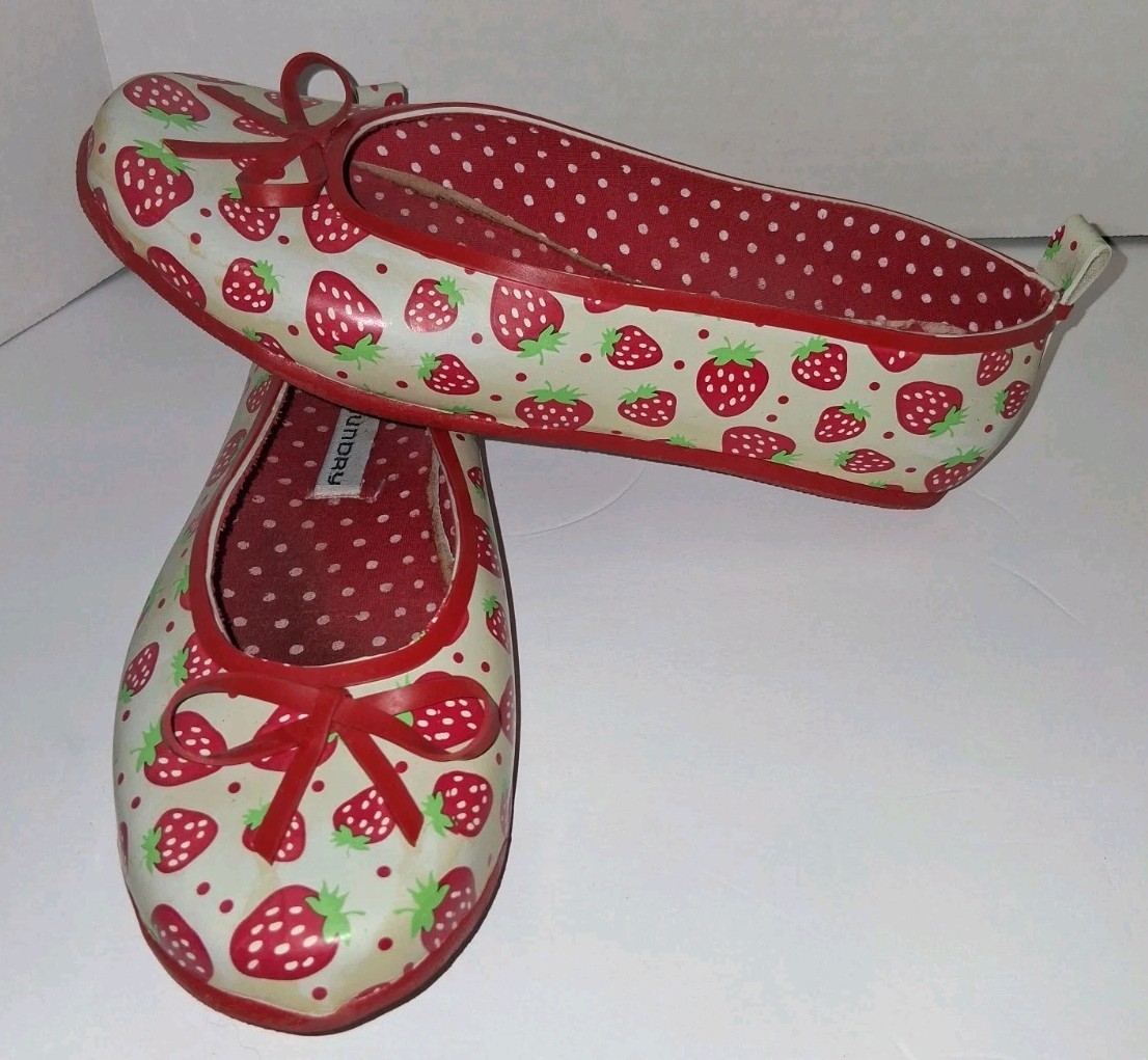 CL By Laundry Women’s Ballet Flats Size 8 Strawberry Bow Slip-On Rubber