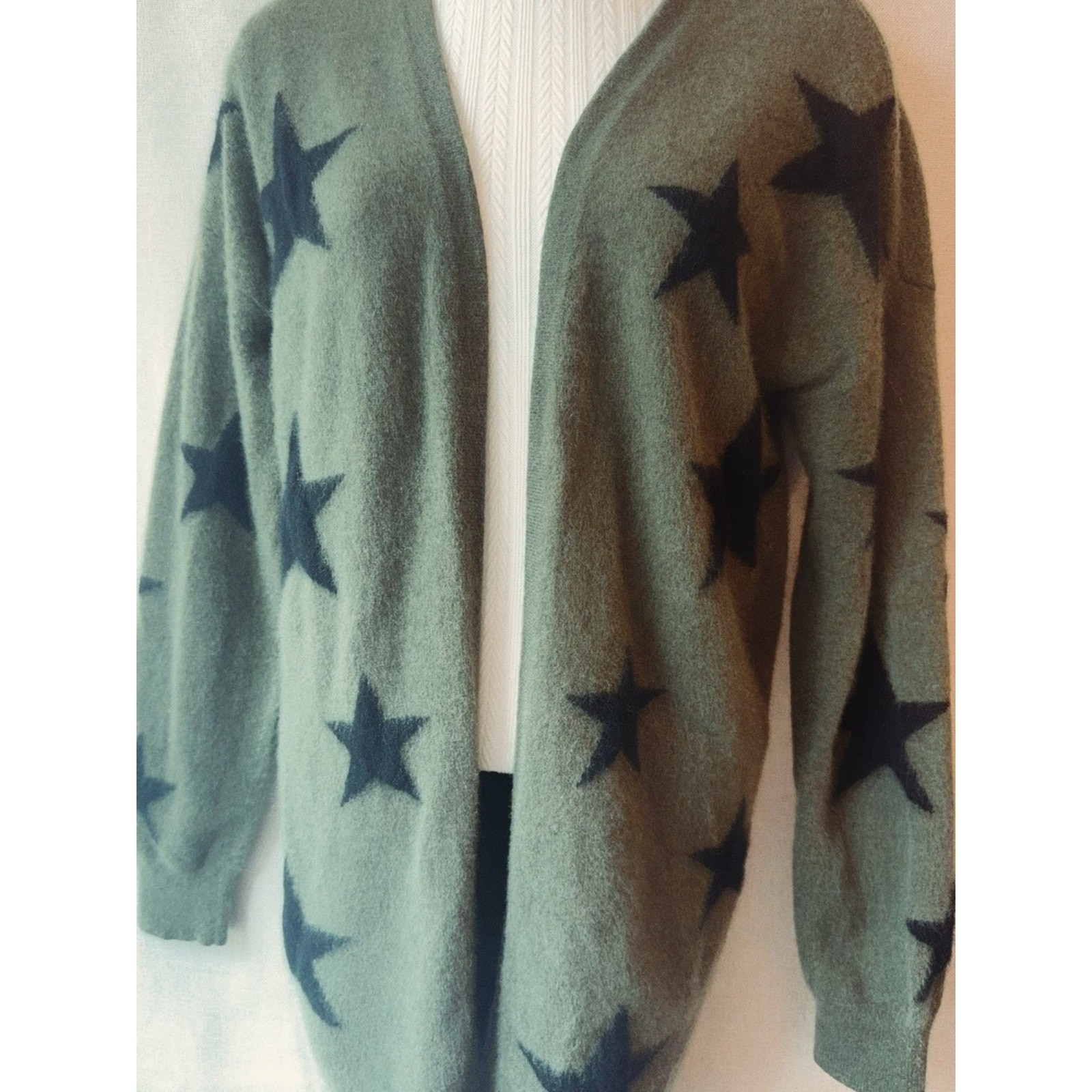 Magaschoni Olive Cashmere Crewneck Sweater