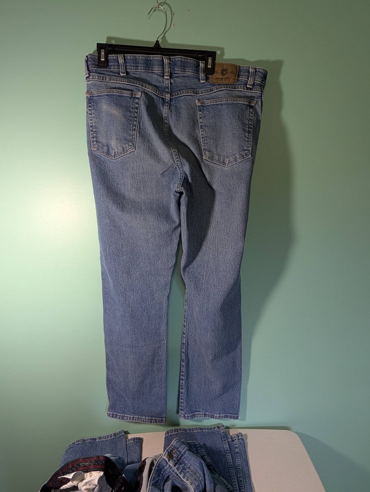 Wrangler Jeans Men Size 38 X 32 Lot of 3 Pairs Regular Fit 99% Cotton 1% Spandex