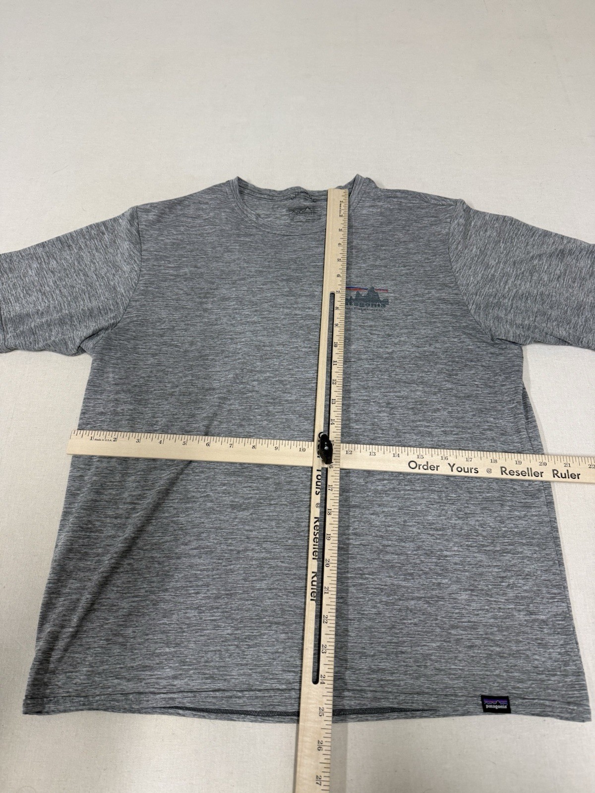 Patagonia Capilene Cool Daily Shirt Mens M Graphic Lightweight Performance 148