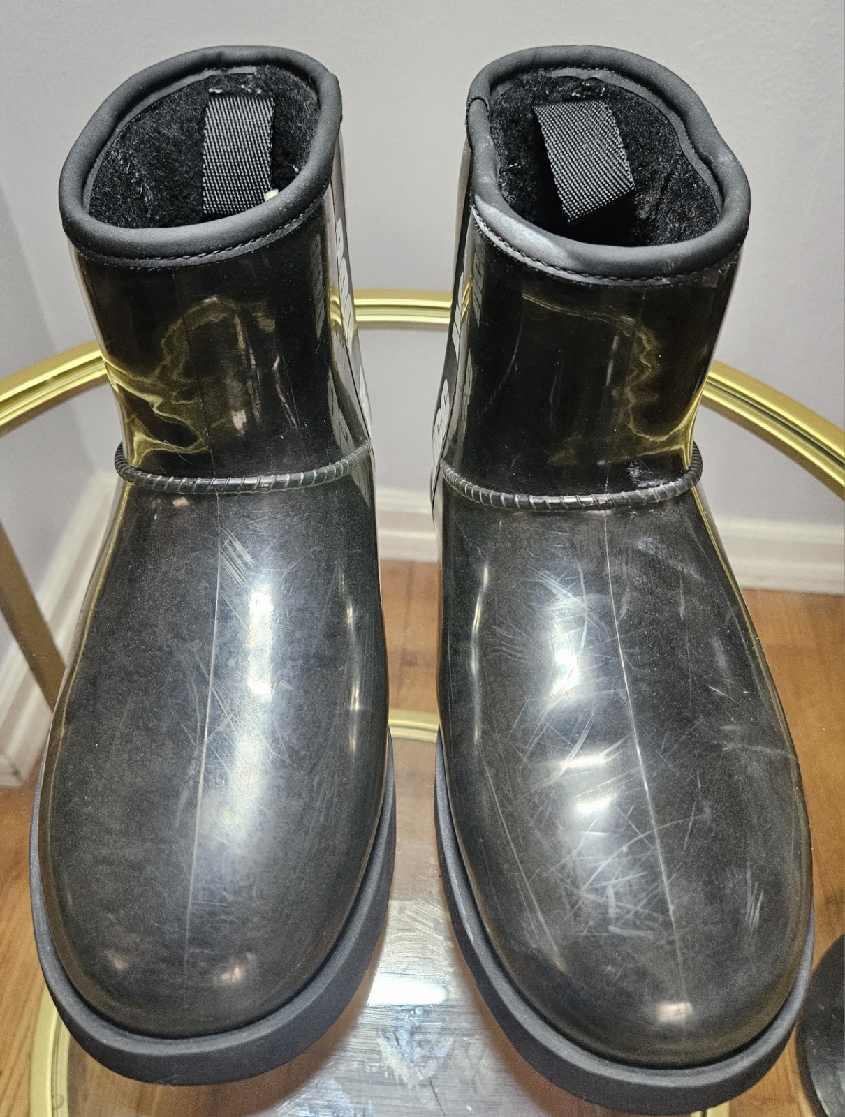 UGG Women’s Black Rubber Pull-On Ankle Rain Boot Round Toe Logo Size 8